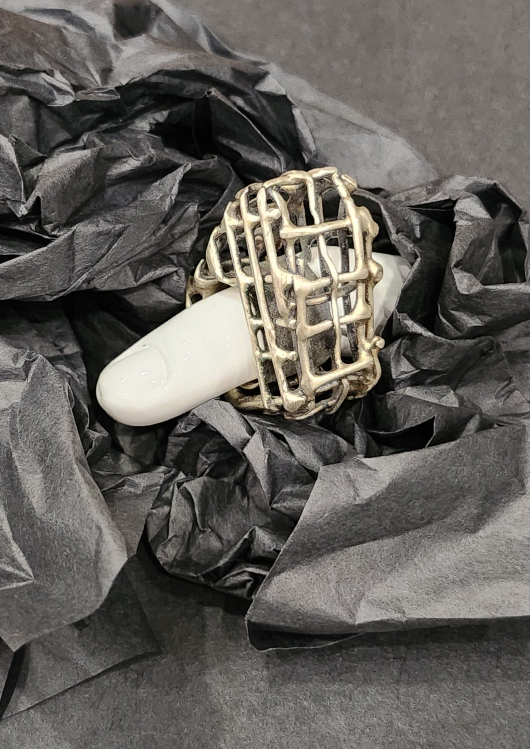 CAGE RING