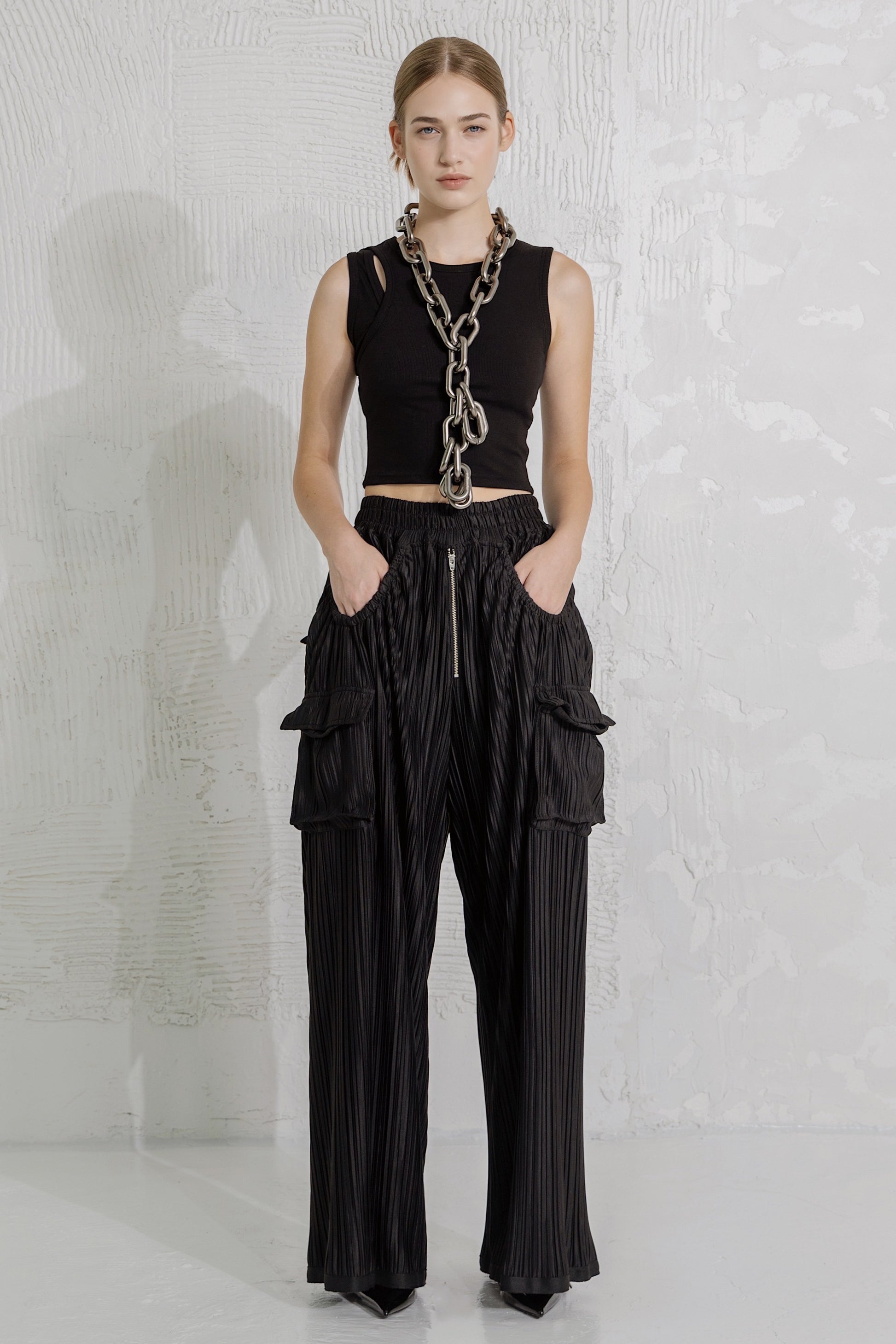 Asparagus Songdo wide leg black Pleated Pants - LiLi The First boutique NYC