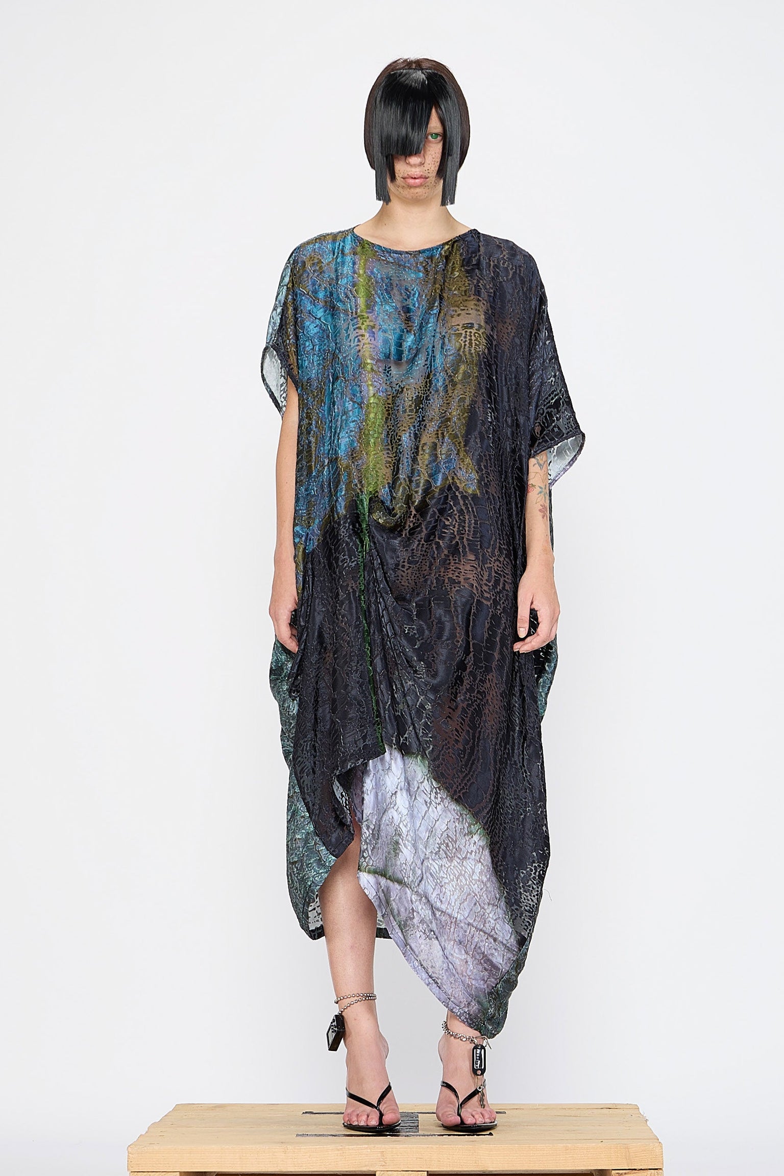 Barbara Bologna - Dress - Oversized iridescent snake  - Blue Green Print
