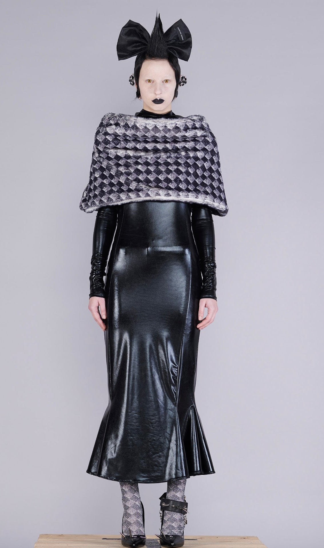 Barbara Bologna Sele Check Capelet 