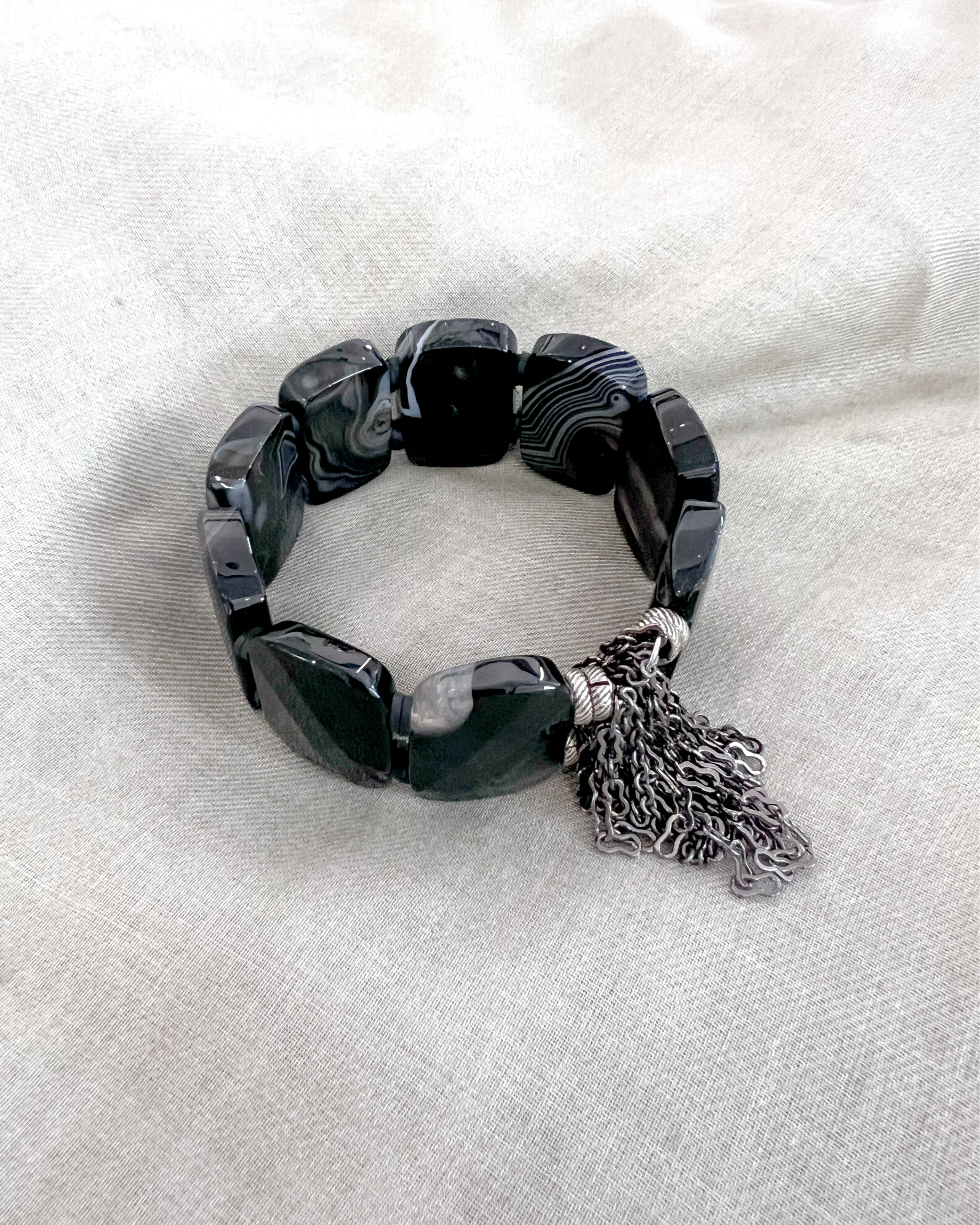 BLACK AGATE MEMORY CUFF