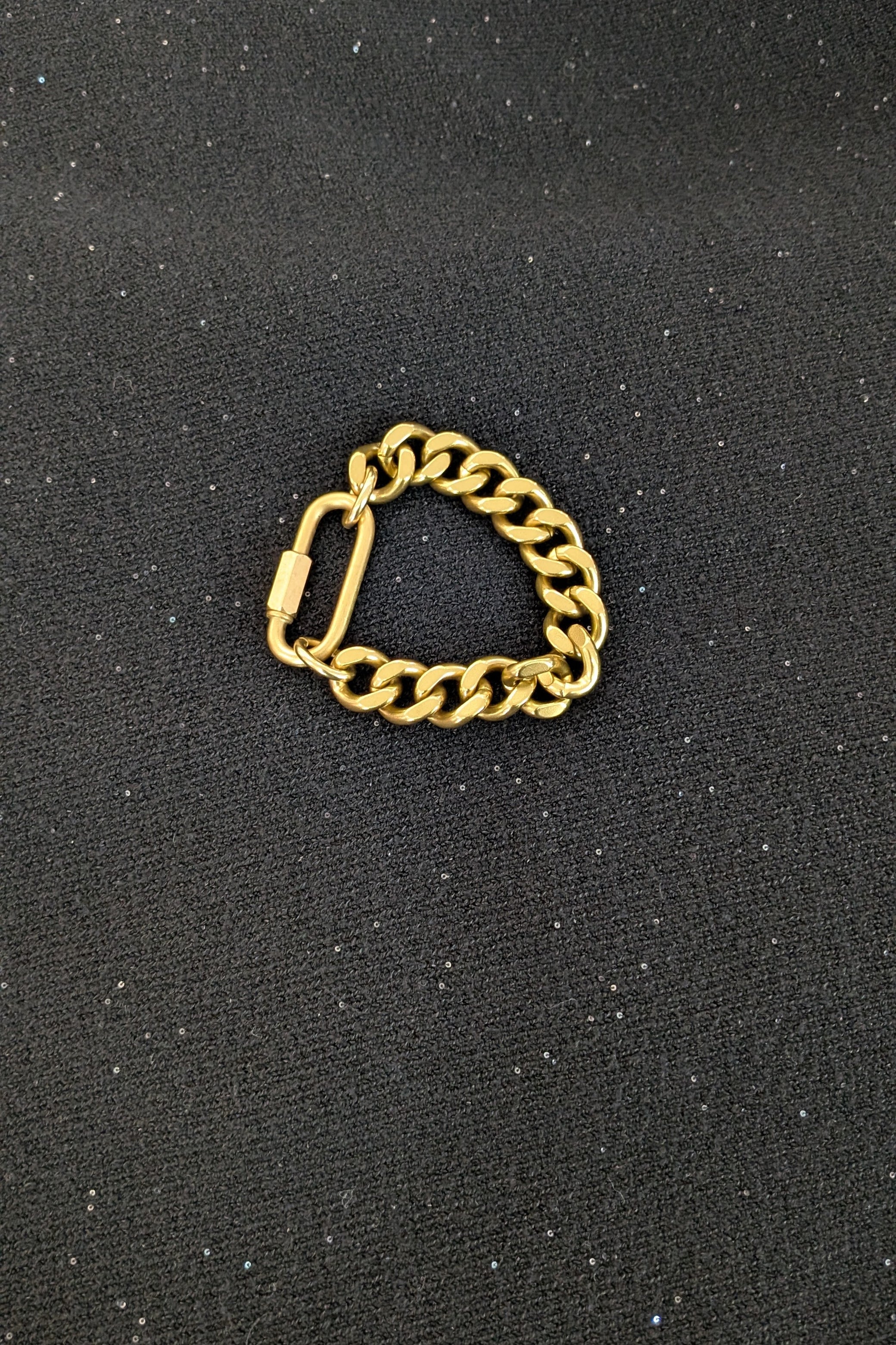 CURB CHAIN BRACELET