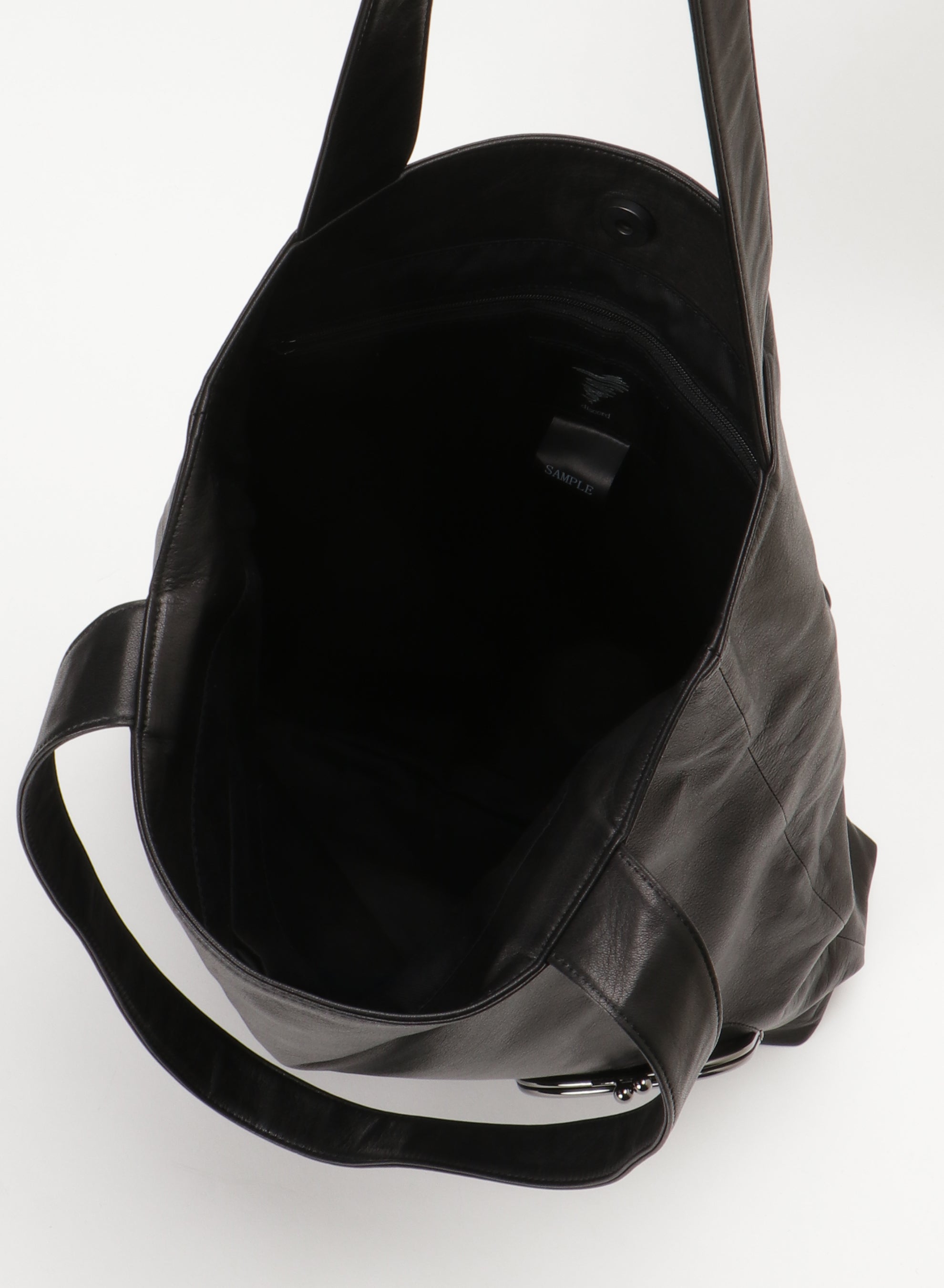 CLASP TOTE – LiLi The First