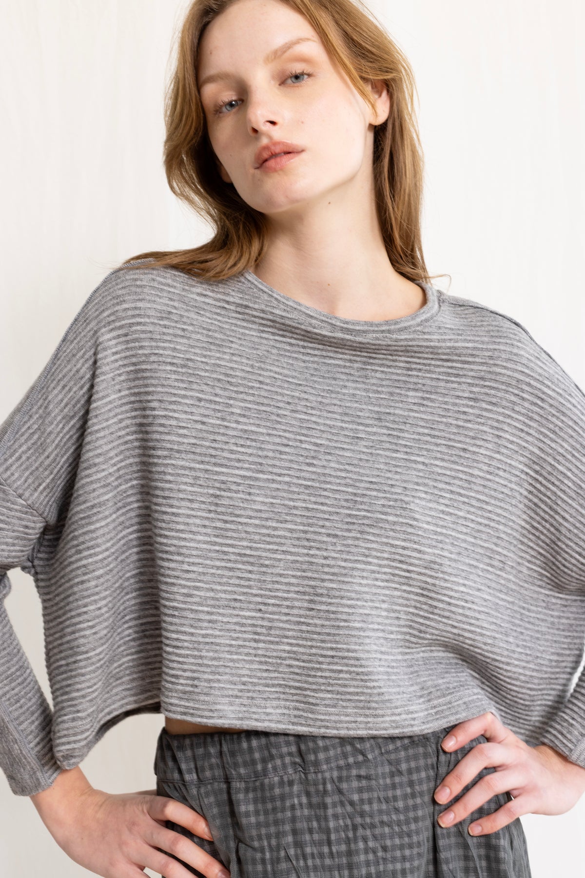 Gershon Bram - Sweater - Cropped - Relaxed - Grey