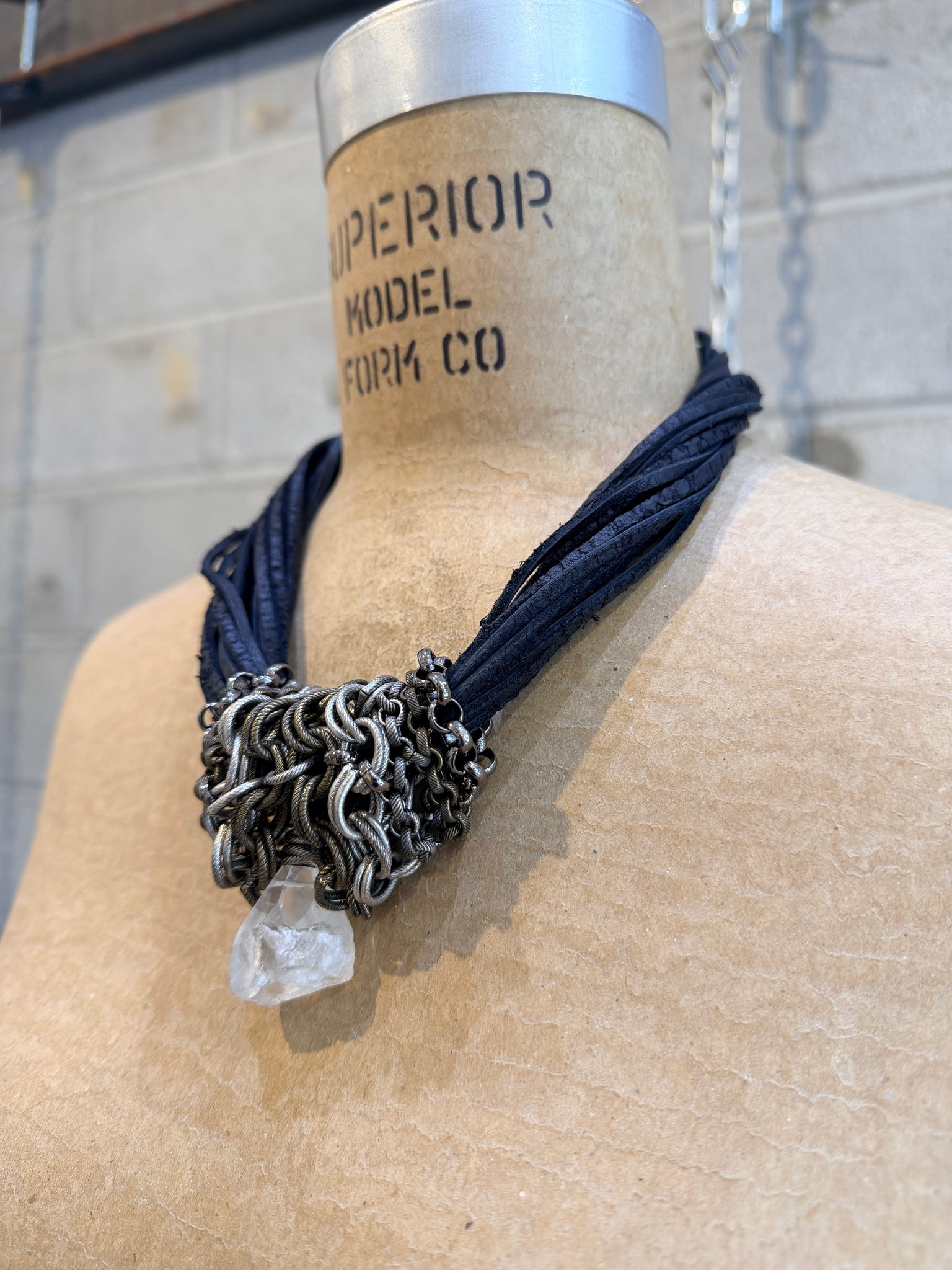 ESTHER NECKLACE