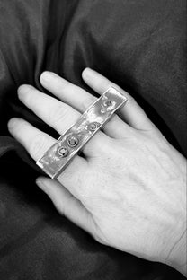 Jill Herlands - long Ring - Sterling silver - CZ