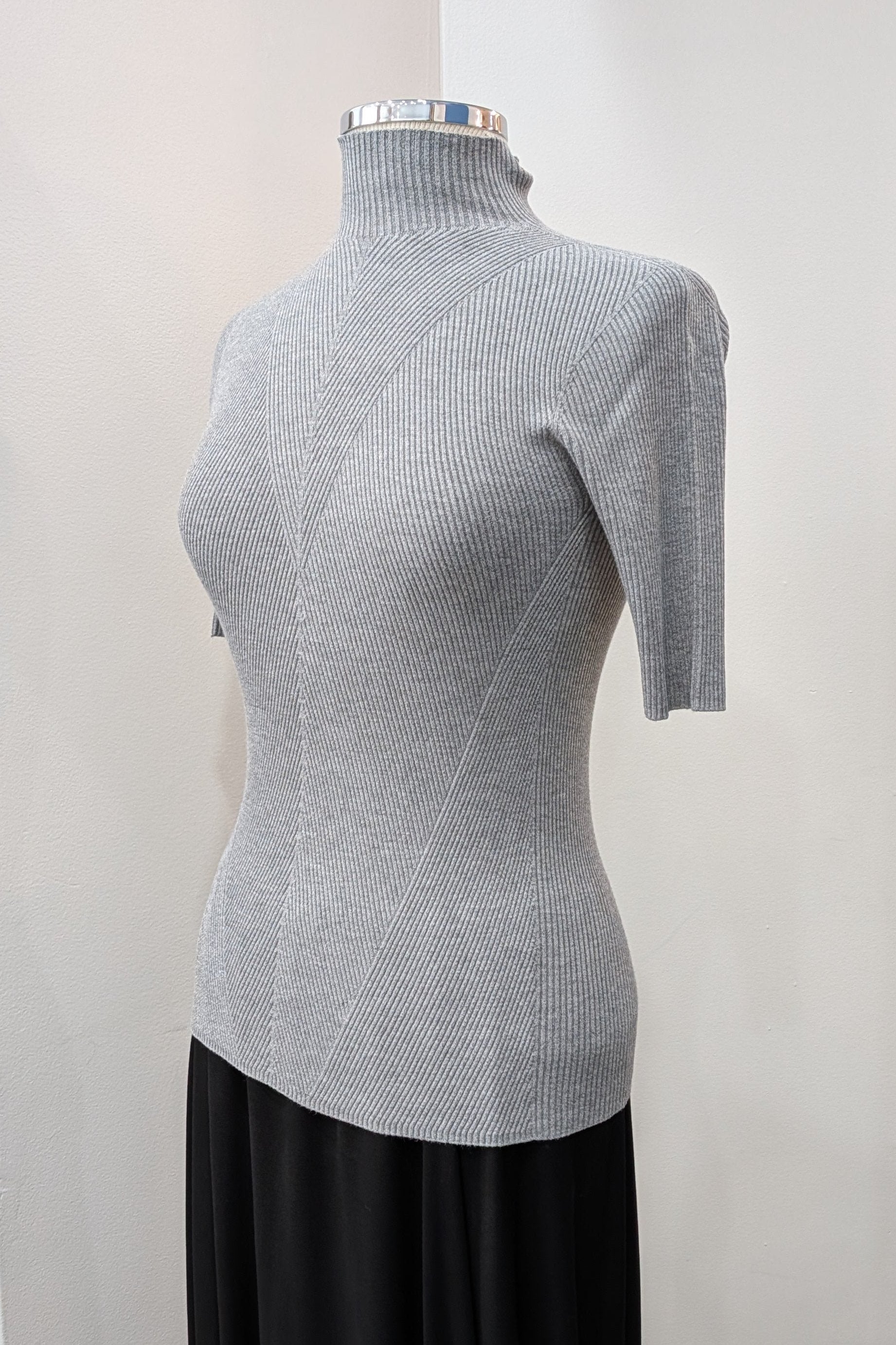 Kontatto_-_LiLi_The_First_Washington_DC_-_Motivi_Sweater