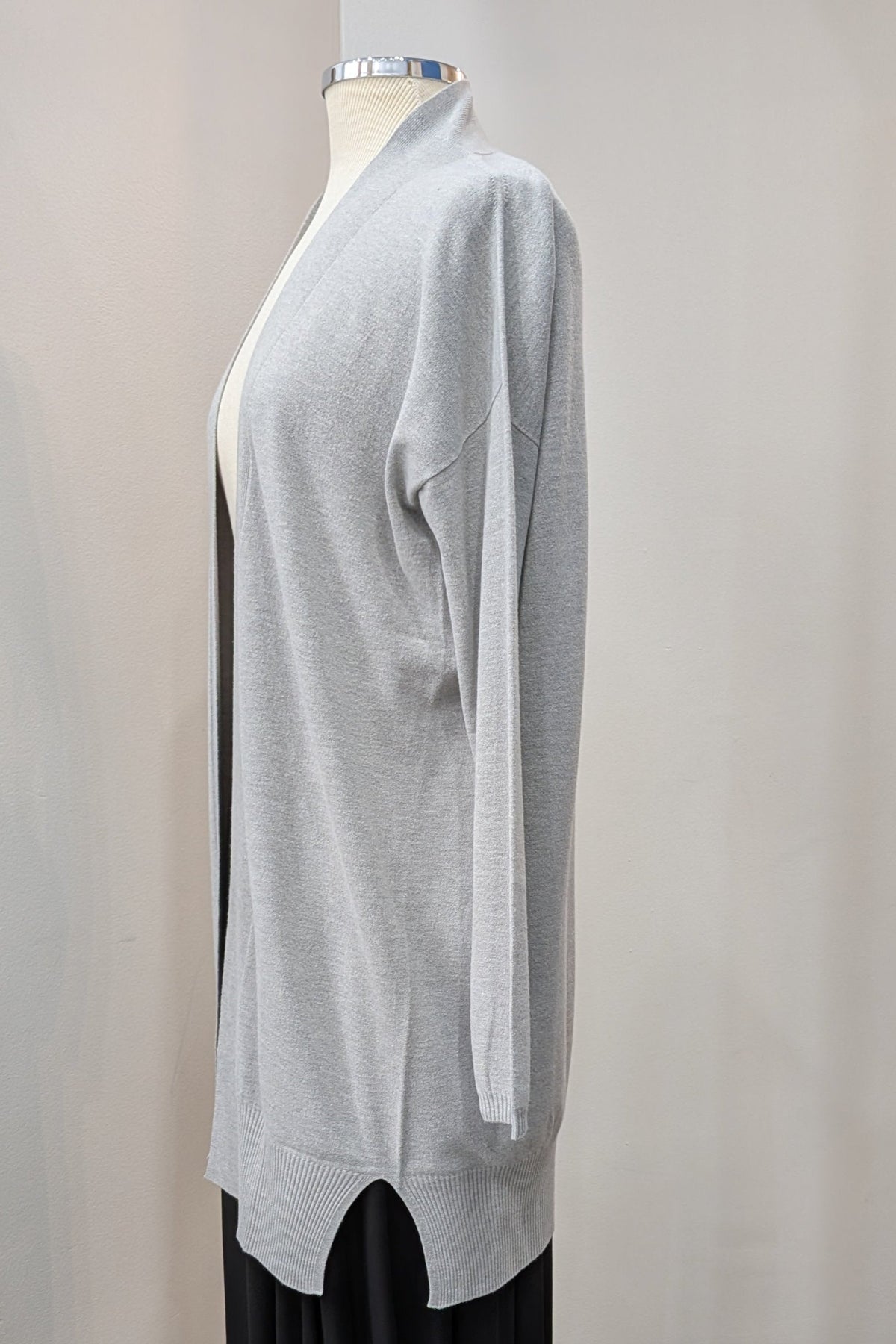 Kontatto_-_LiLi_The_First_Washington_DC_-_cardi-B_Cardigan4