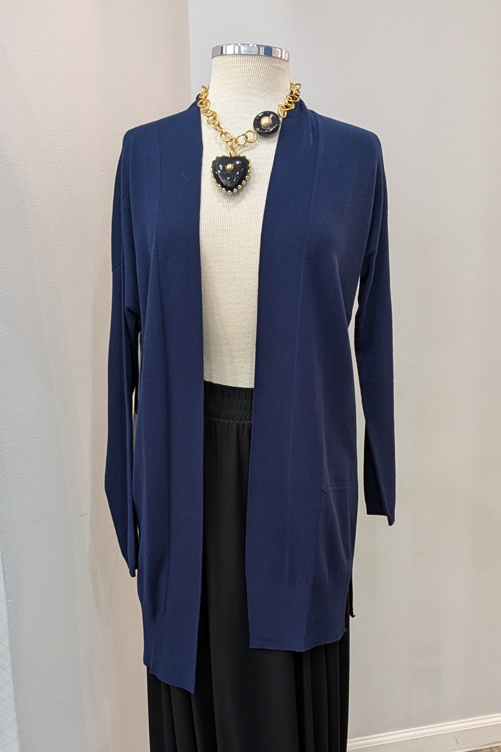 Kontatto_-_LiLi_The_First_Washington_DC_-_cardi-B_Cardigan8