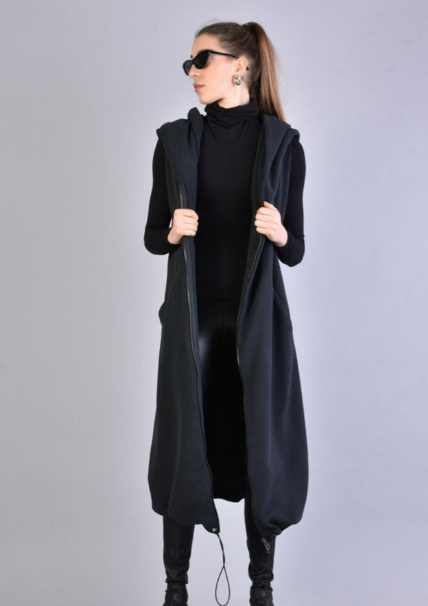 ANTONIA VEST