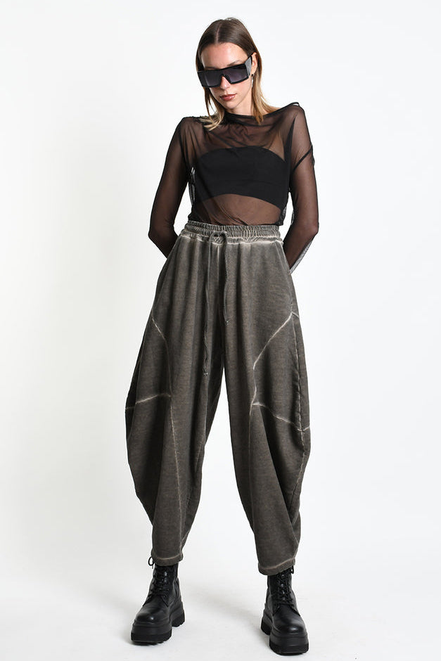 La Haine Inside Us - Oversized cotton joggers sweat pants - Balloon shape