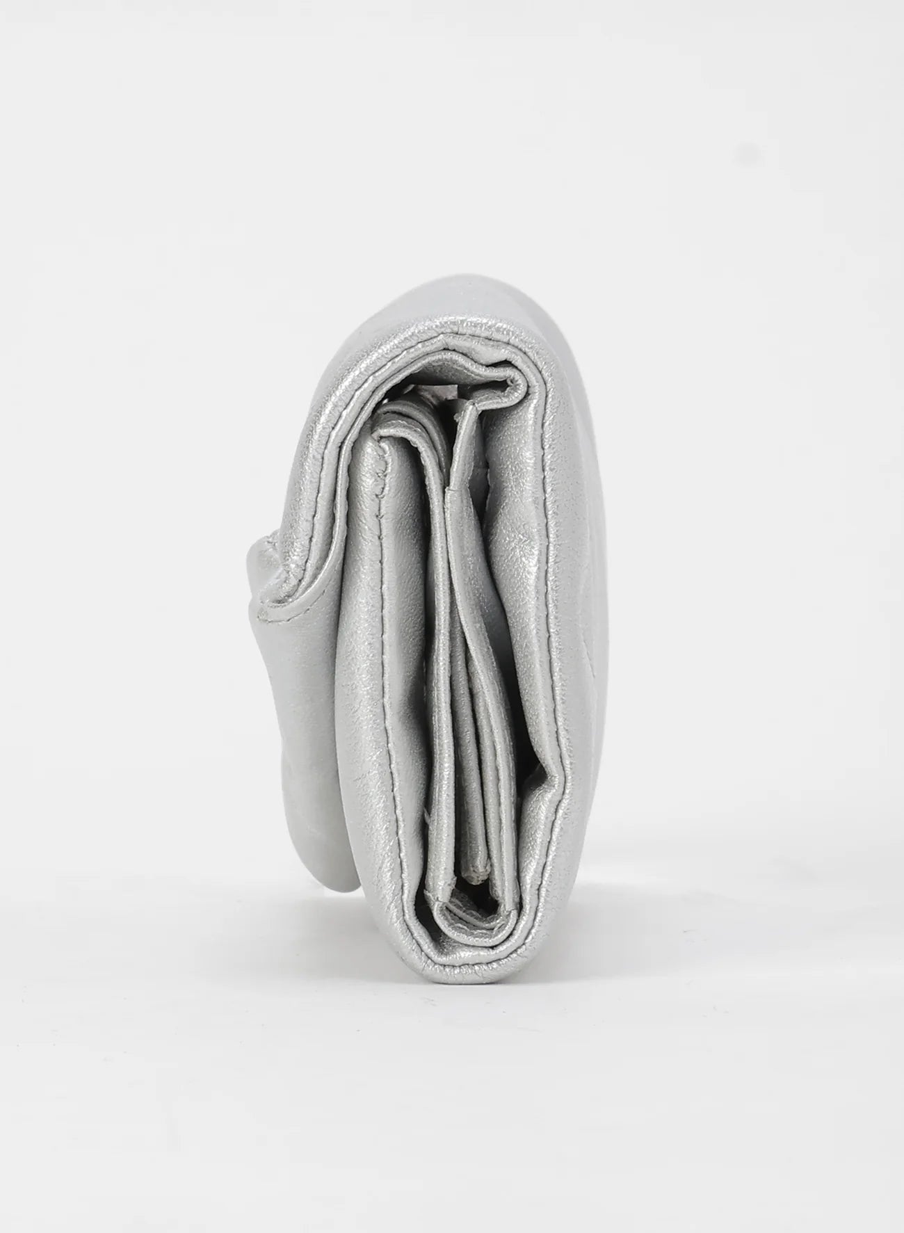 Discord Yohji Yamamoto - three folds, puffy quilted wallet, metallic silver leather
