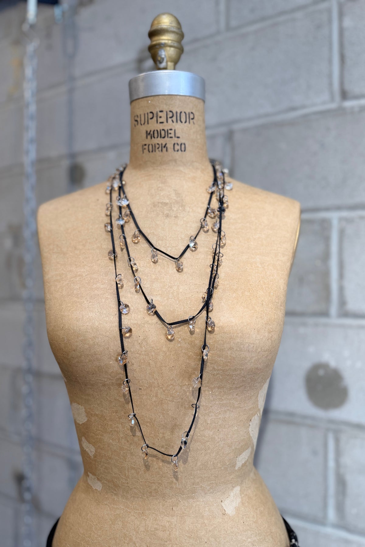 Maria Calderara - Necklace - Long - Crystals - Light weight
