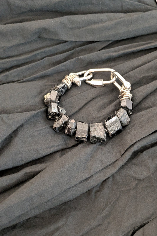 BLACKOUT BRACELET