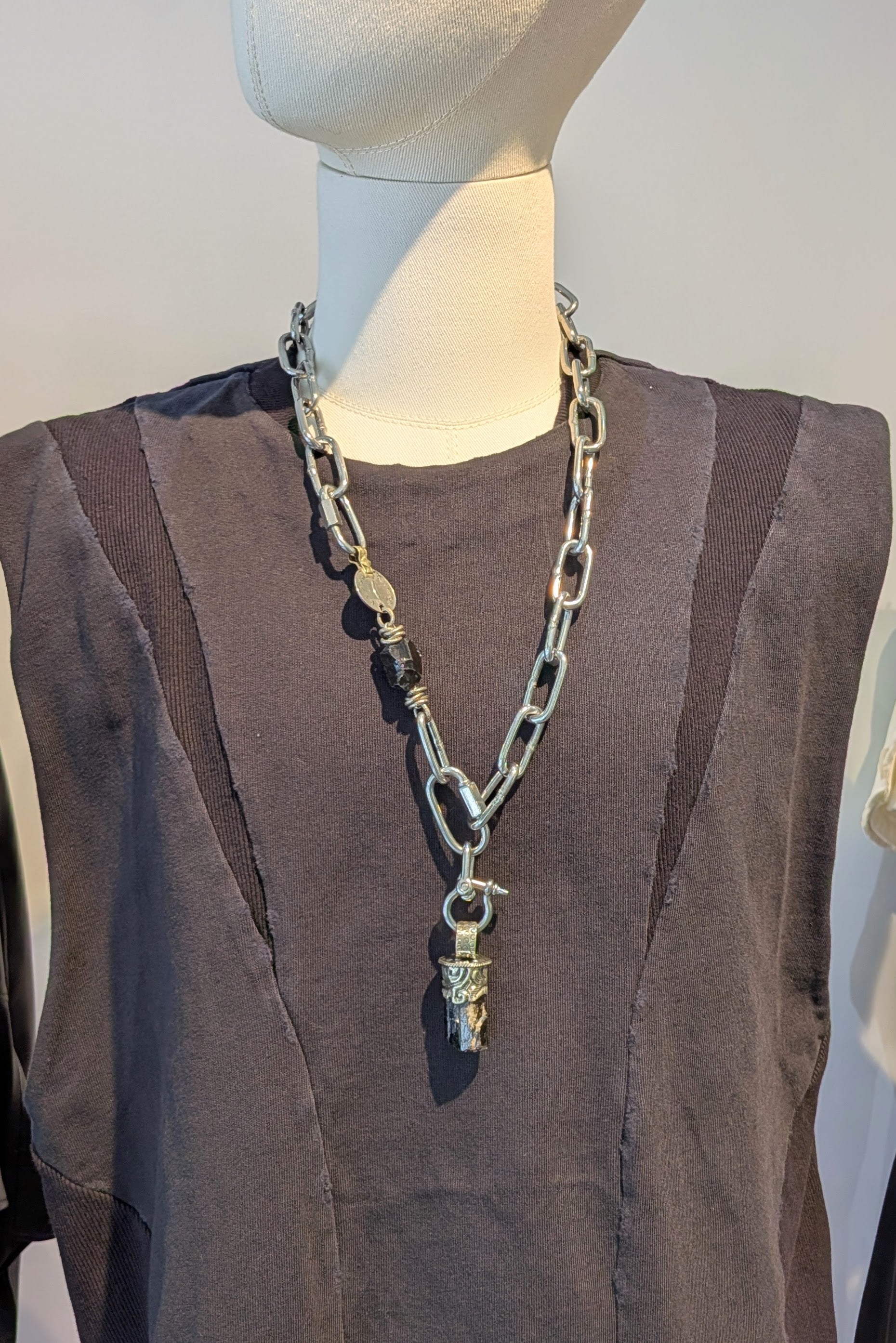 Mya Lambrecht - Long necklace - Stainless steel - Obsidian - Unisex