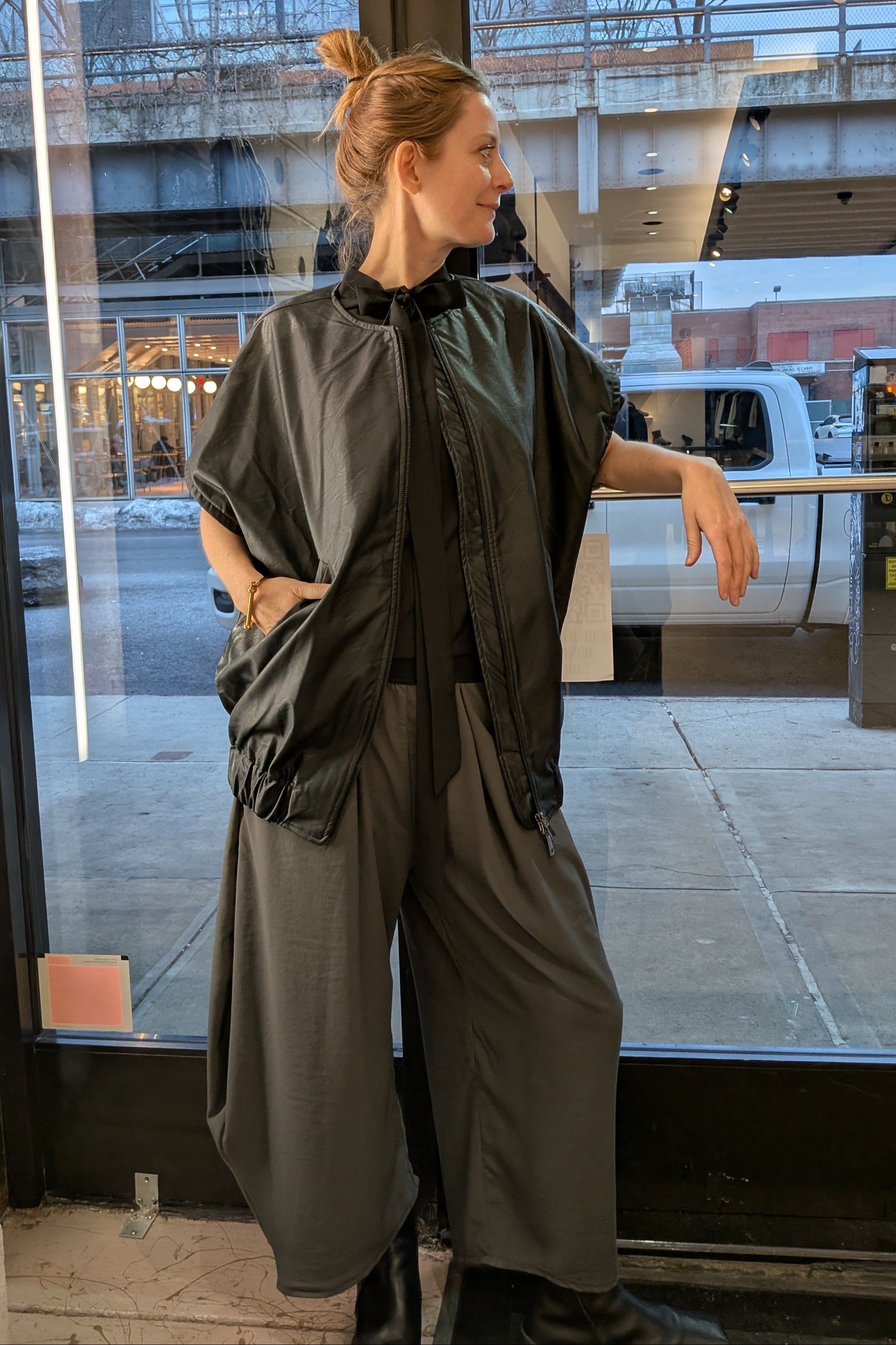 NRK_Pants_Trousers_-_oversized_light_weight_-_grey_2