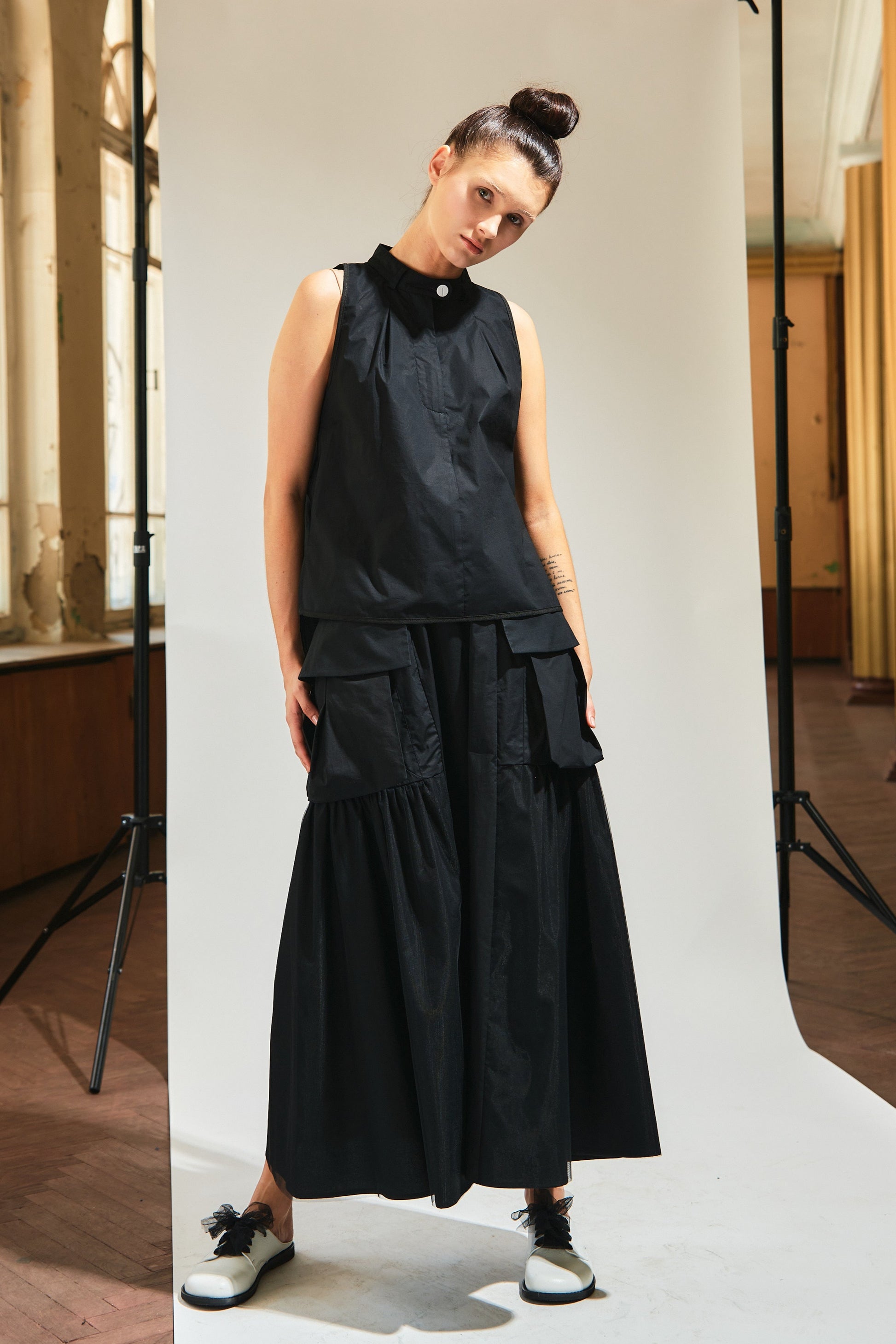 NY77 - LiLi The First - Black Cotton Top
