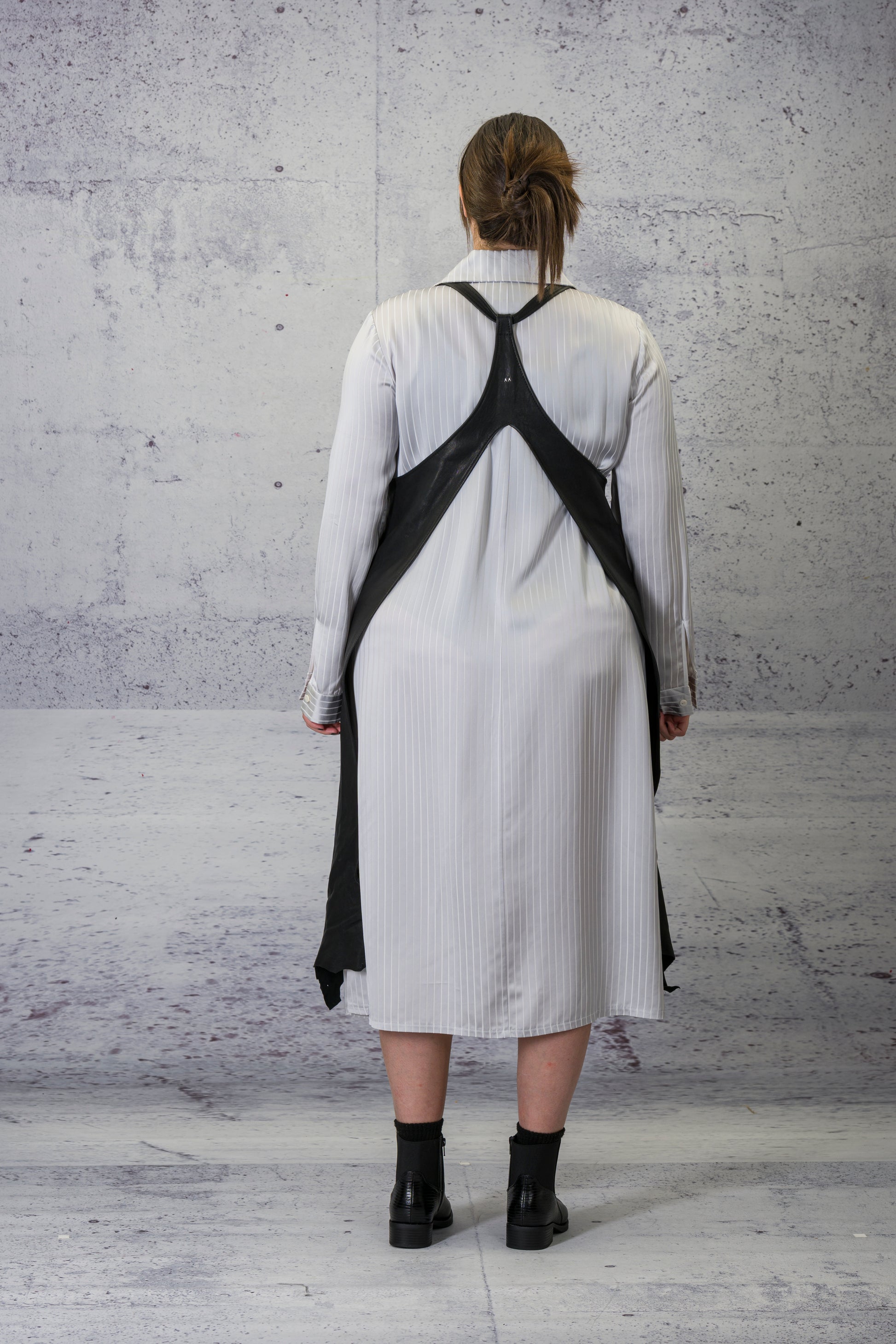 NY77 - LiLi The First boutique - Silver long shirt