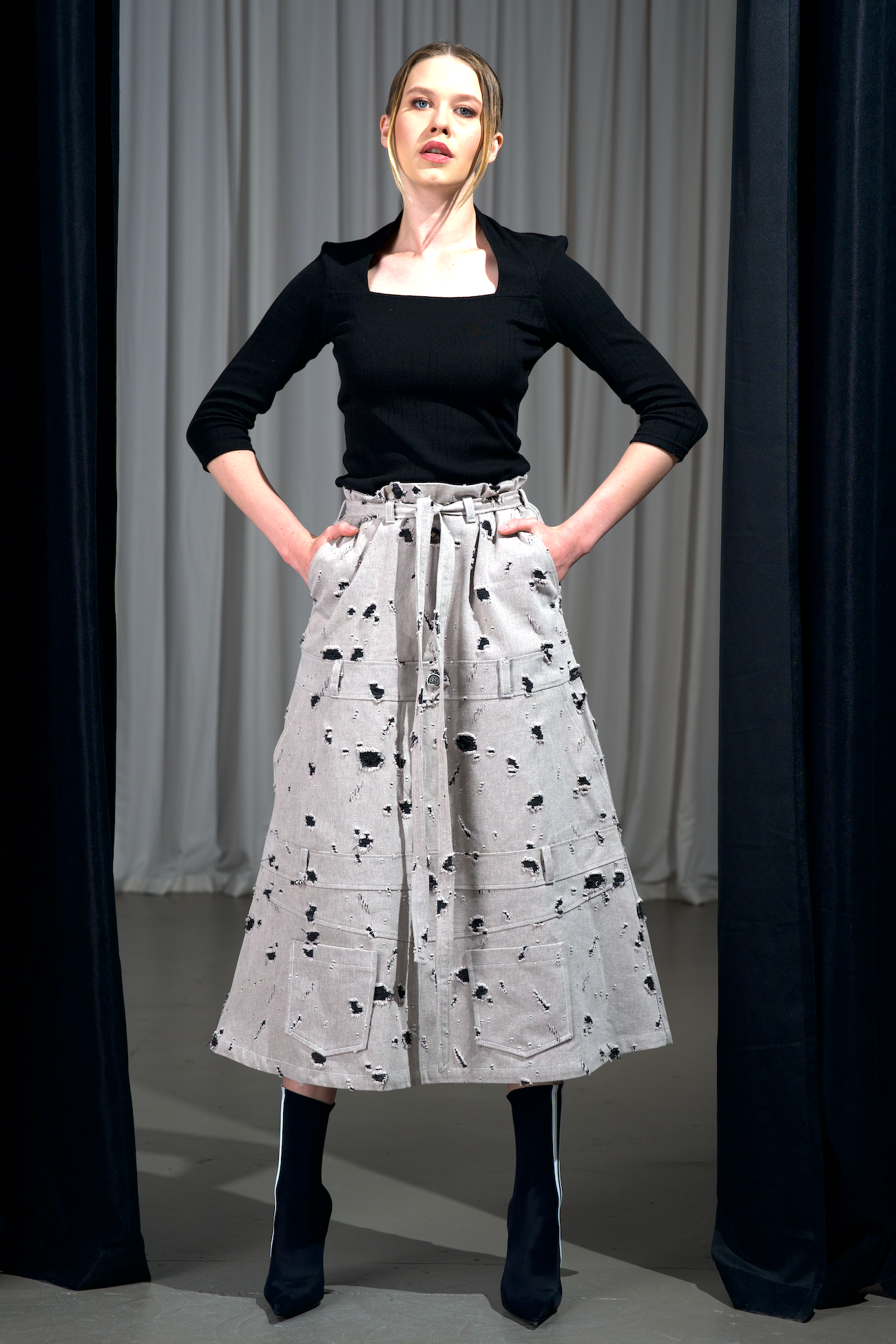 NY77 - Skirt - Denim Khaki midi - Distressed