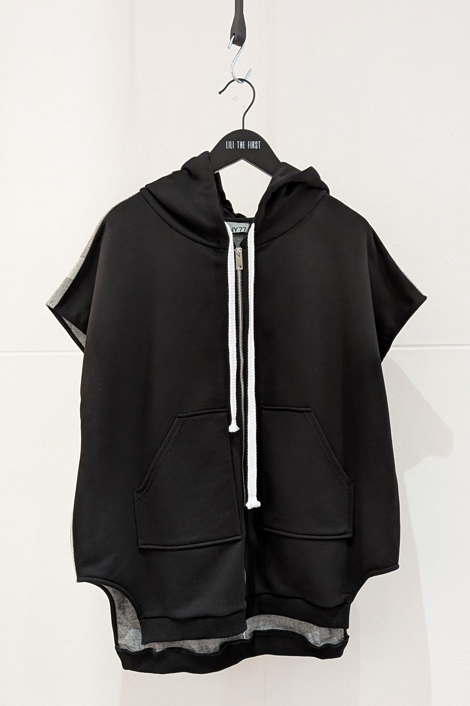 NY77 Design hooded vest Art