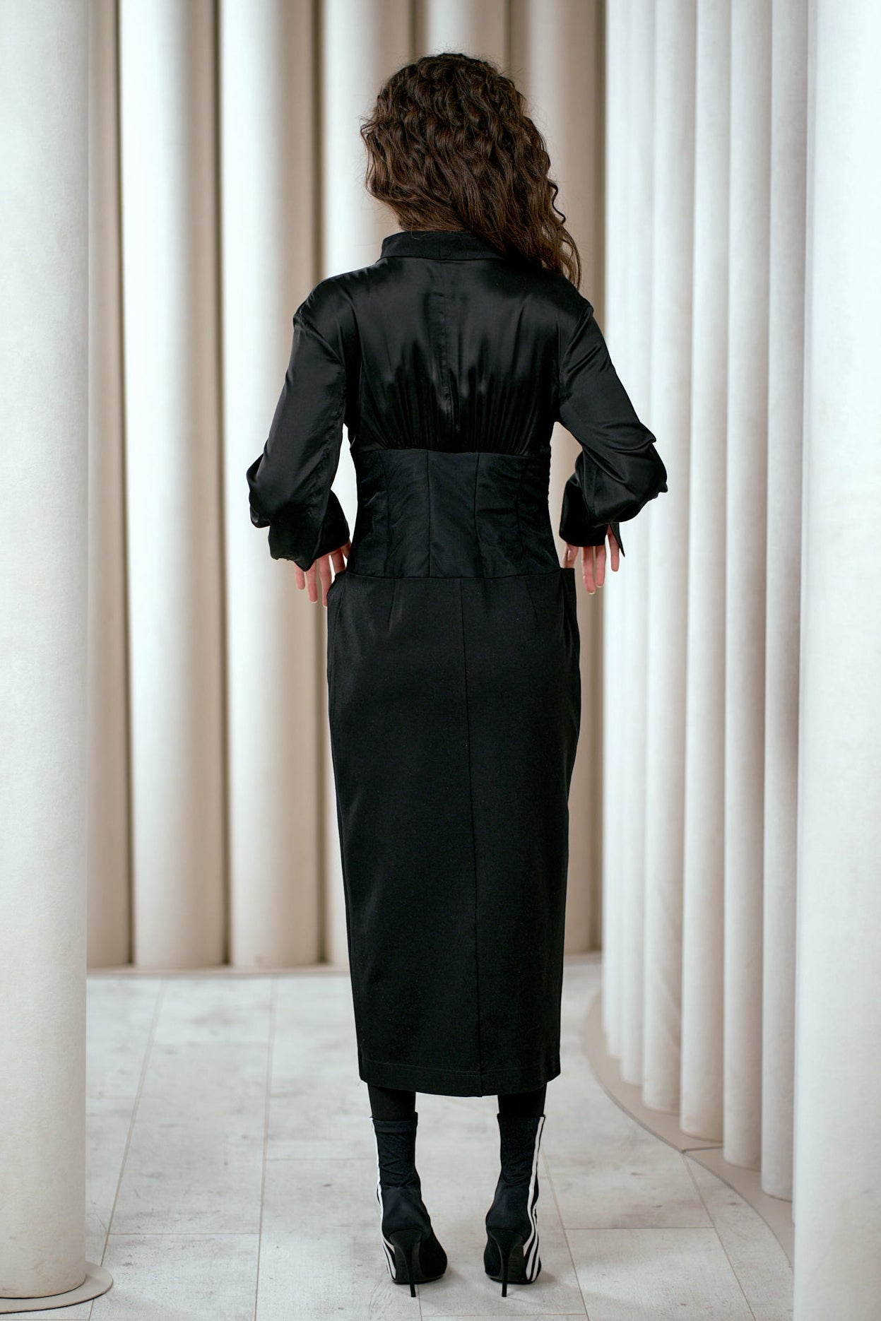 NY77 dress - midi maxi - front zipper - long sleeves