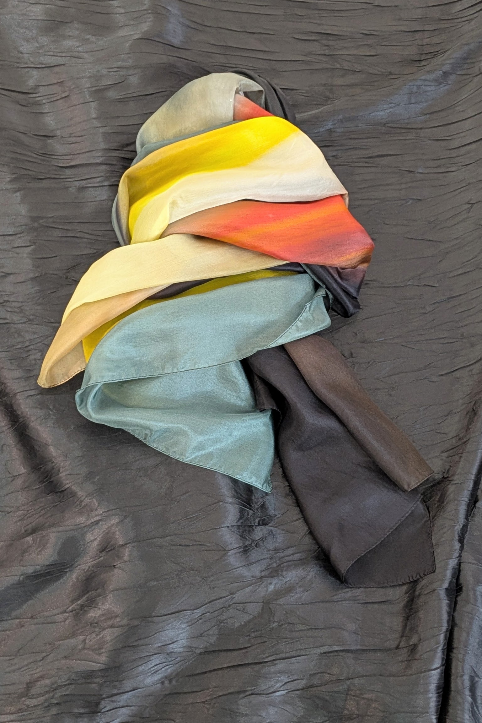 GLARE SCARF
