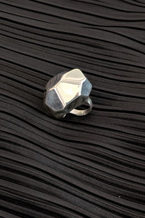 Ring - Sterling silver faceted