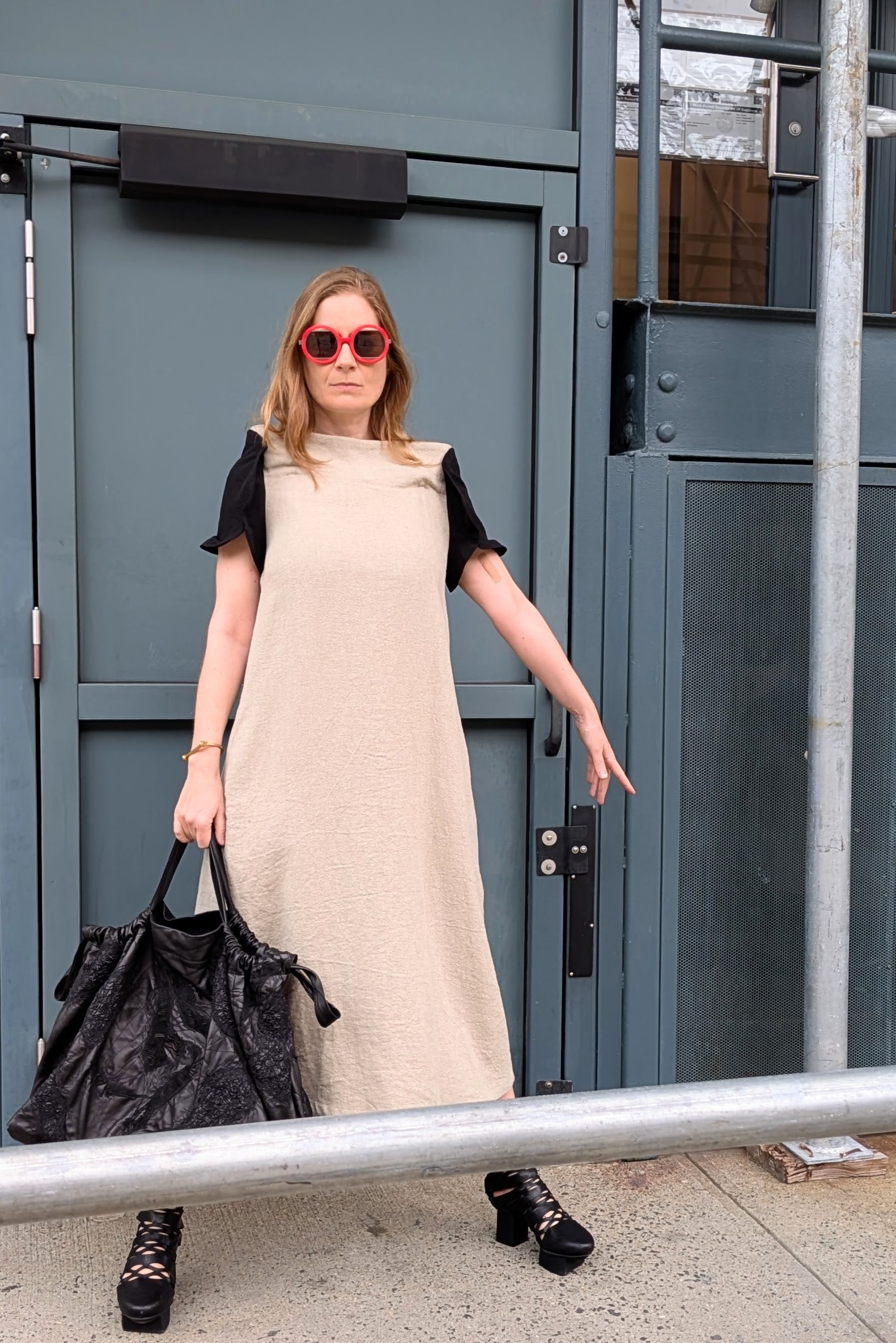 Rundholz - Dress - Linen - Shoulder accent - LiLi The First