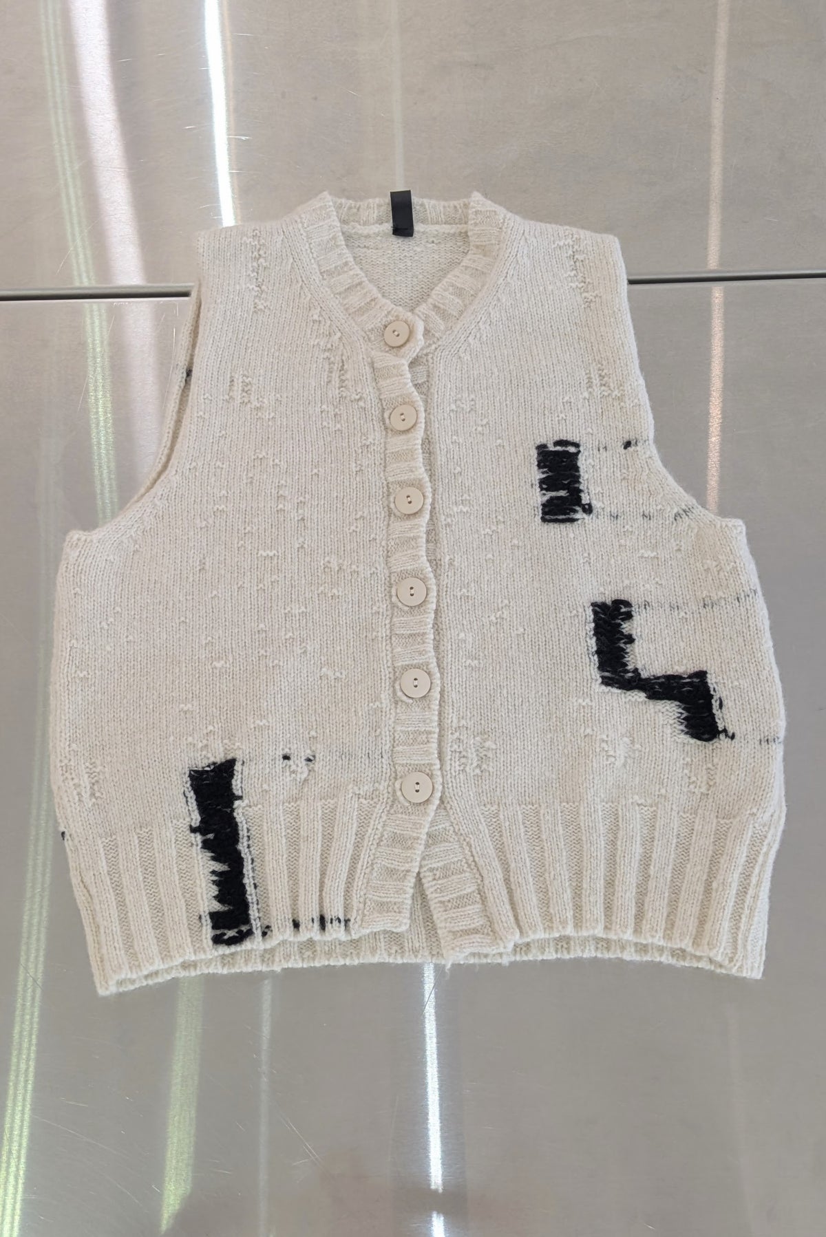 Serienumerica - Vest - knit - Extra fine Merino Wool