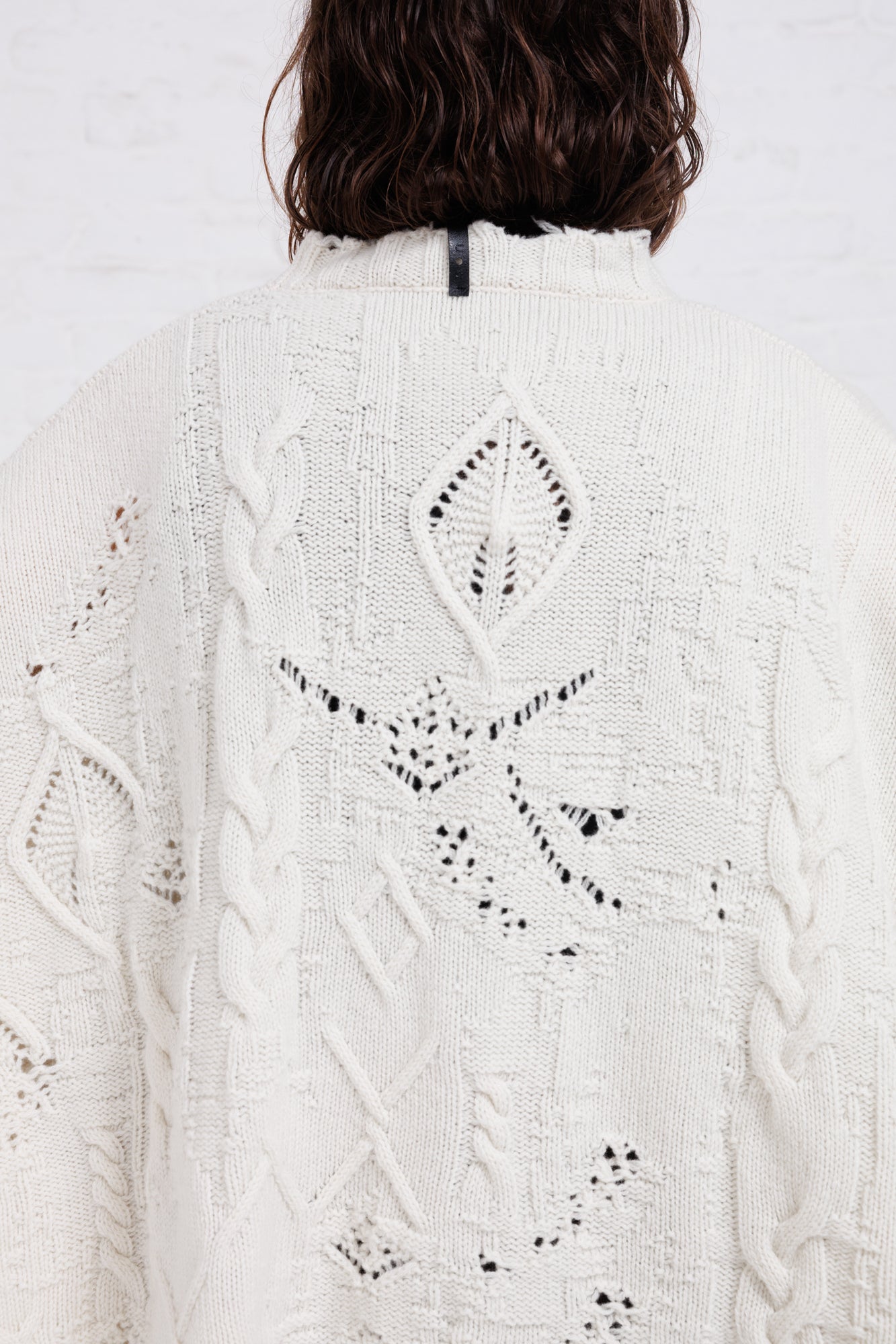 Serienumerica Adriana white distressed Sweater, fine merino wool. Unisex.
