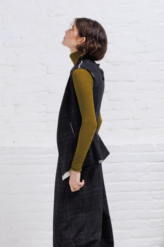 Serienumerica Vest at LiLi The First