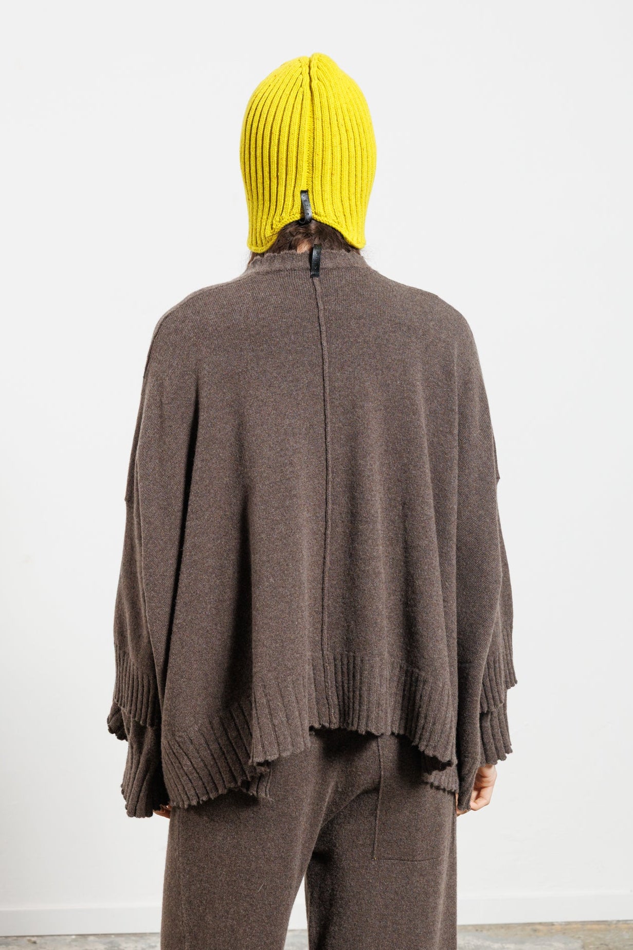 Serienumerica cardigan - oversized - recycled cashmere - taupe brown - one size