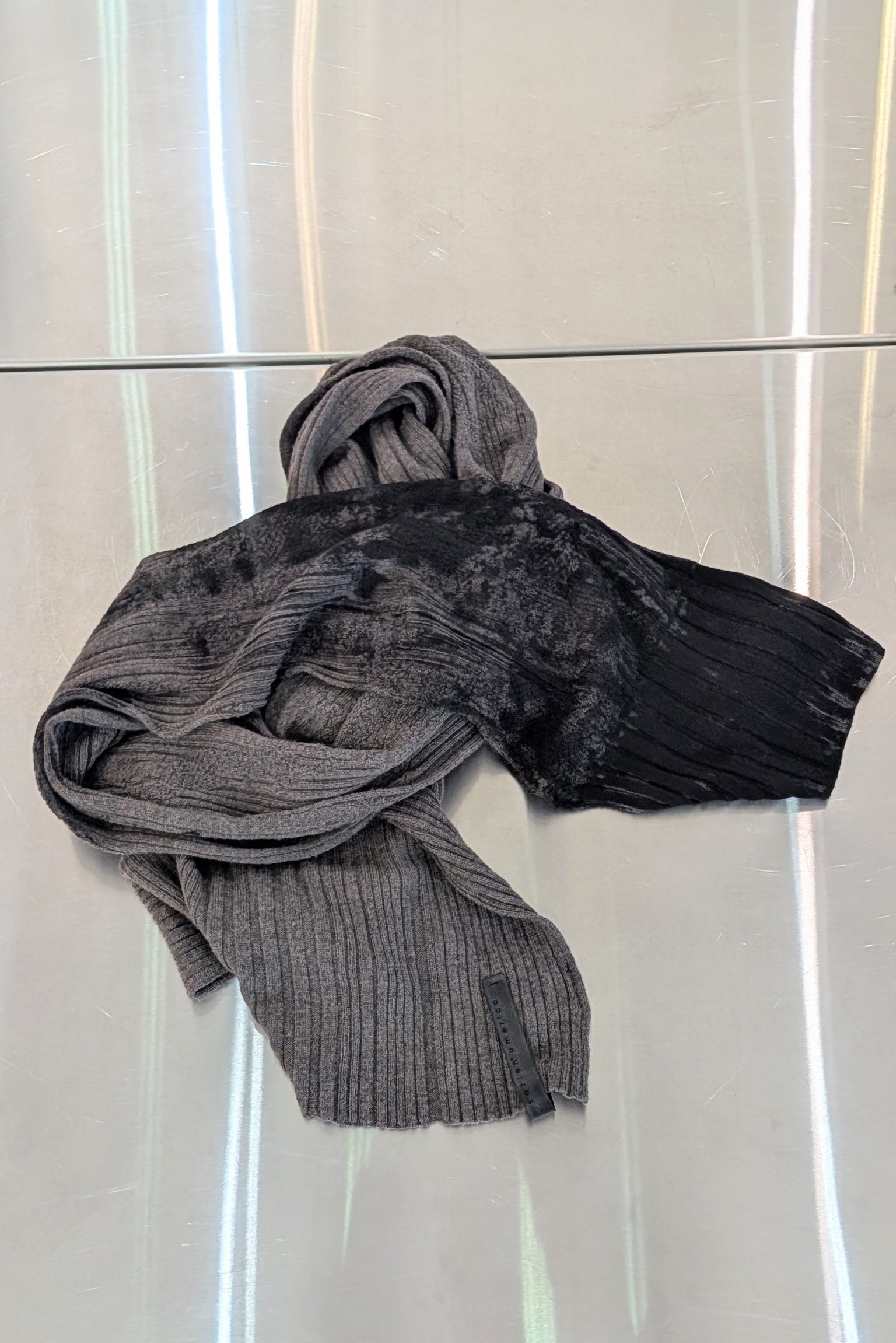 Serienumerica hand painted extra fine merino wool scarf - artisanal crafted design