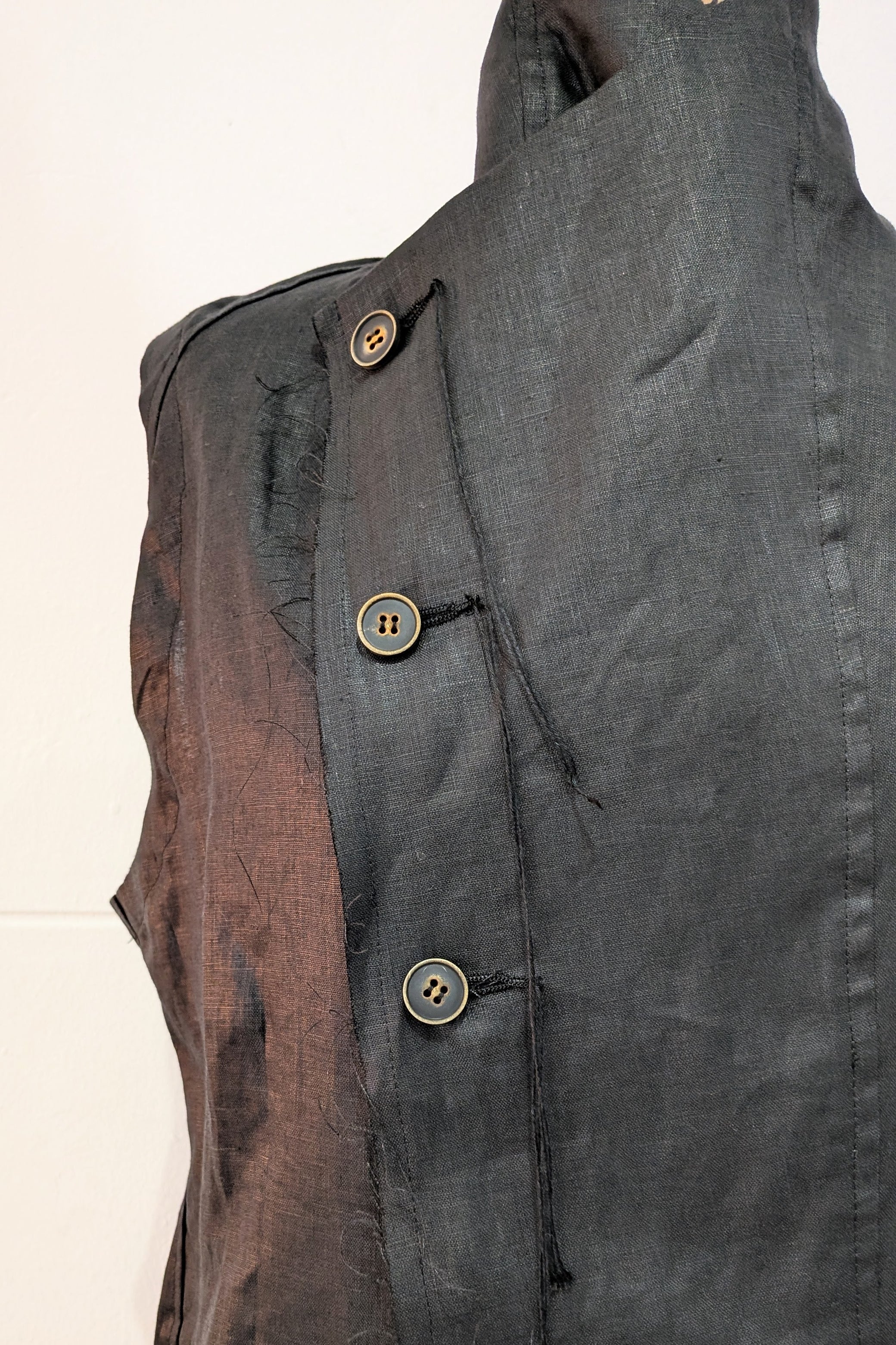 Shinyaseki Long Waxed Linen vest, Leather look, Japan, Black