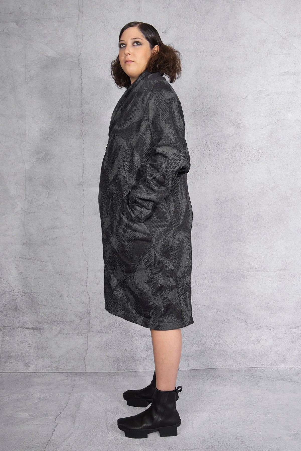 Shinyaseki - coat - cotton - cocoon - made in Japan - abstract