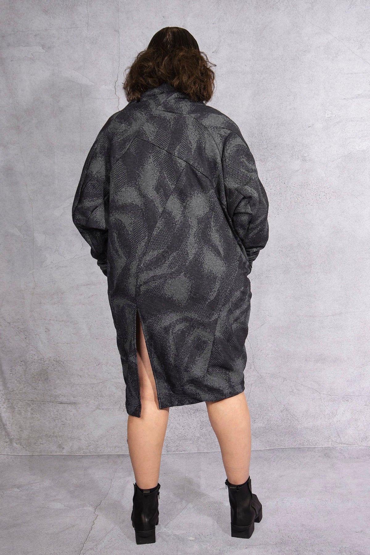 Shinyaseki - coat - cotton - cocoon - made in Japan - abstract