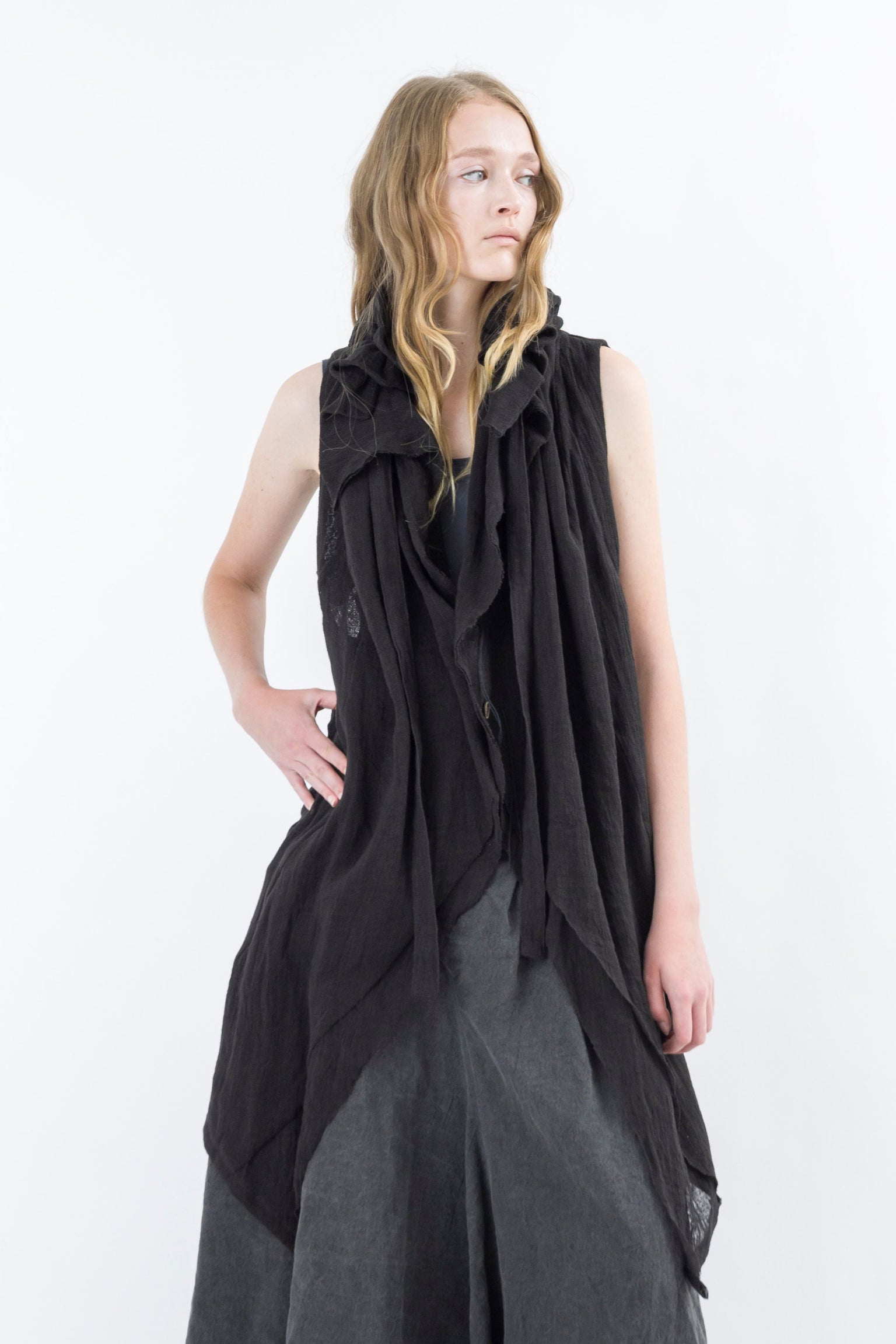Shinyaseki Raw Linen Vest Black - Made in Japan