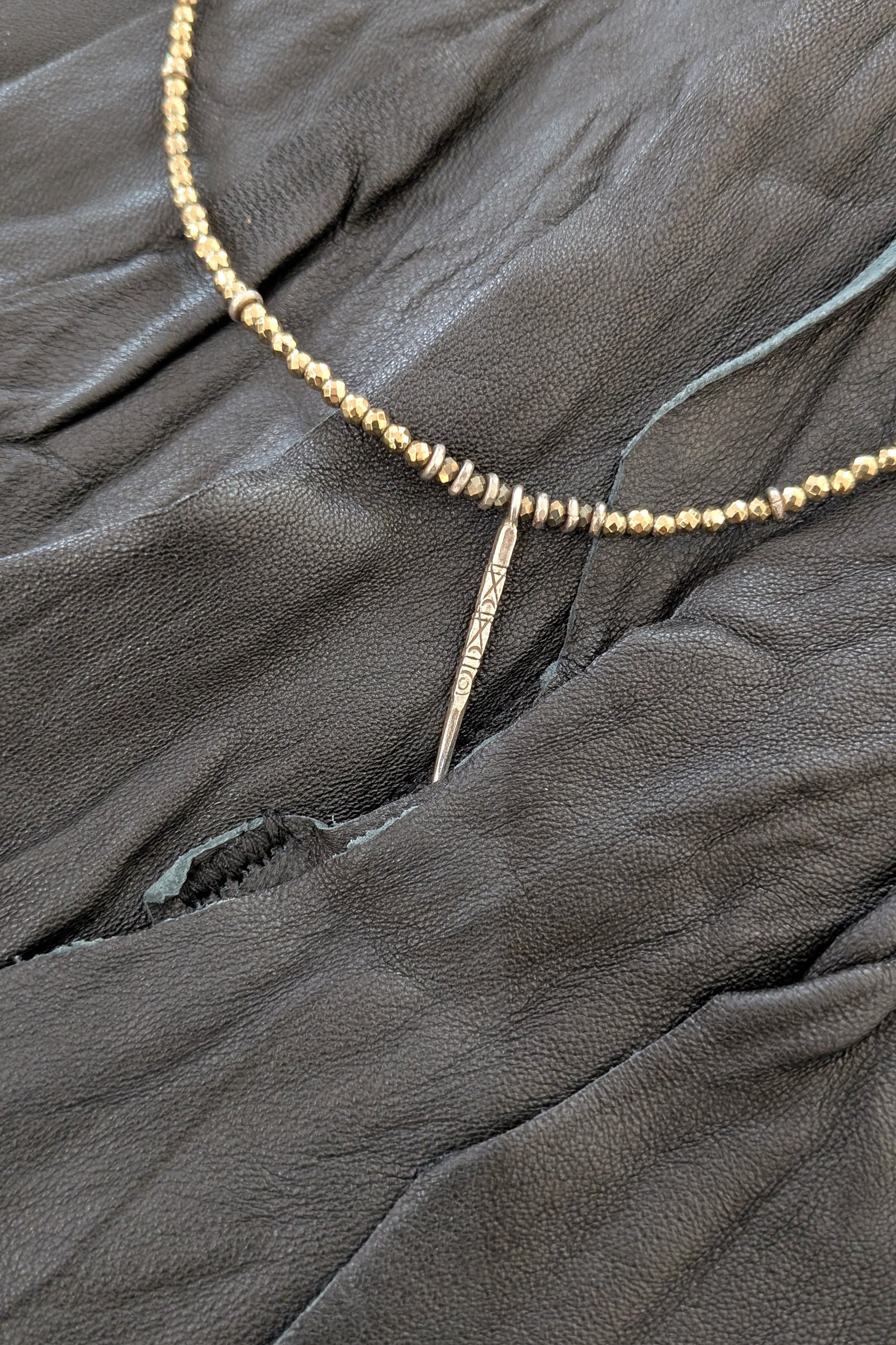 SILVER SPIKE NECKLACE