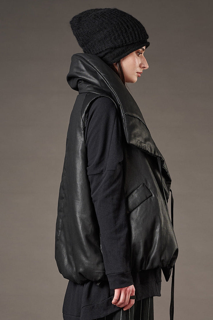 Studio B3 - padded vest - high collar - black