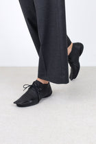 Trippen Contra shoes - Lace up - Square toe - Flat - Black leather