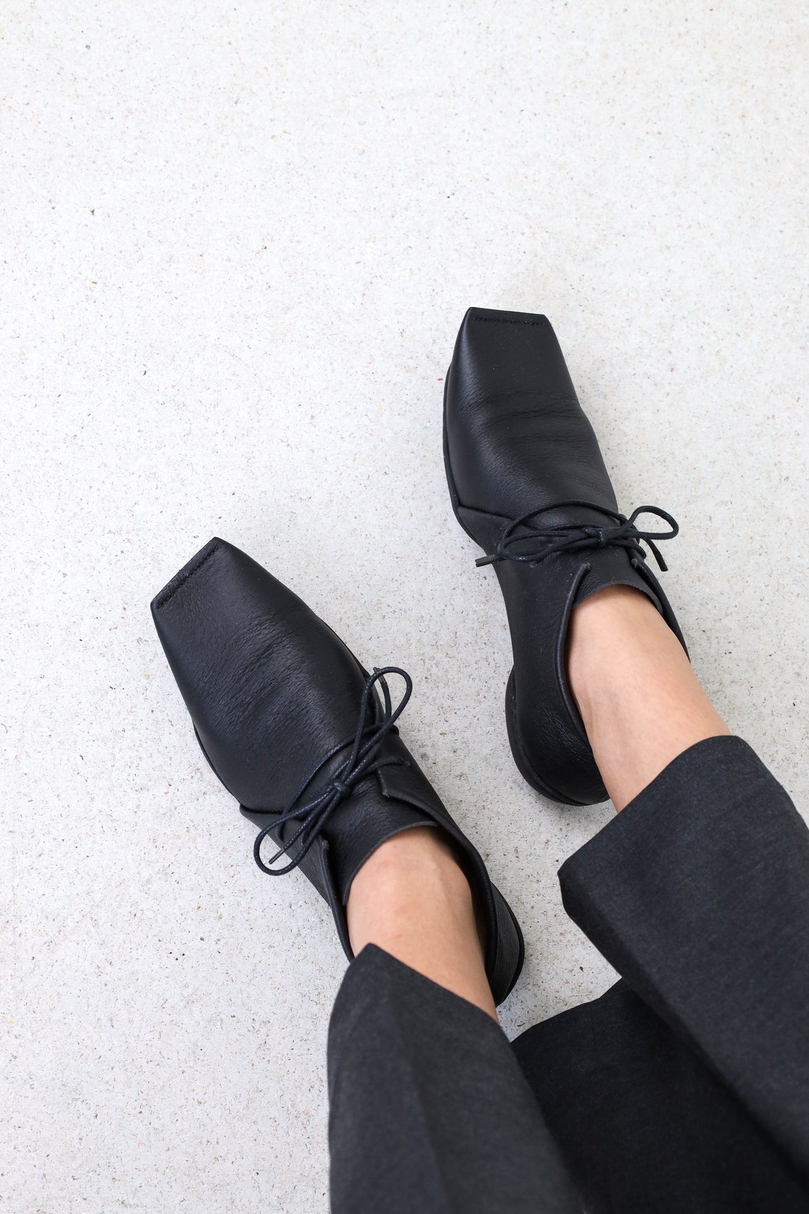 Trippen Contra shoes - Lace up - Square toe - Flat - Black leather