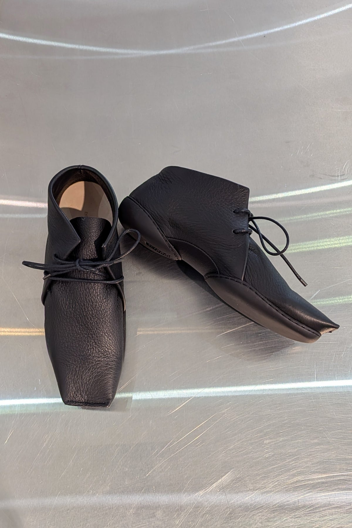 Trippen Contra shoes - Lace up - Square toe - Flat - Black leather