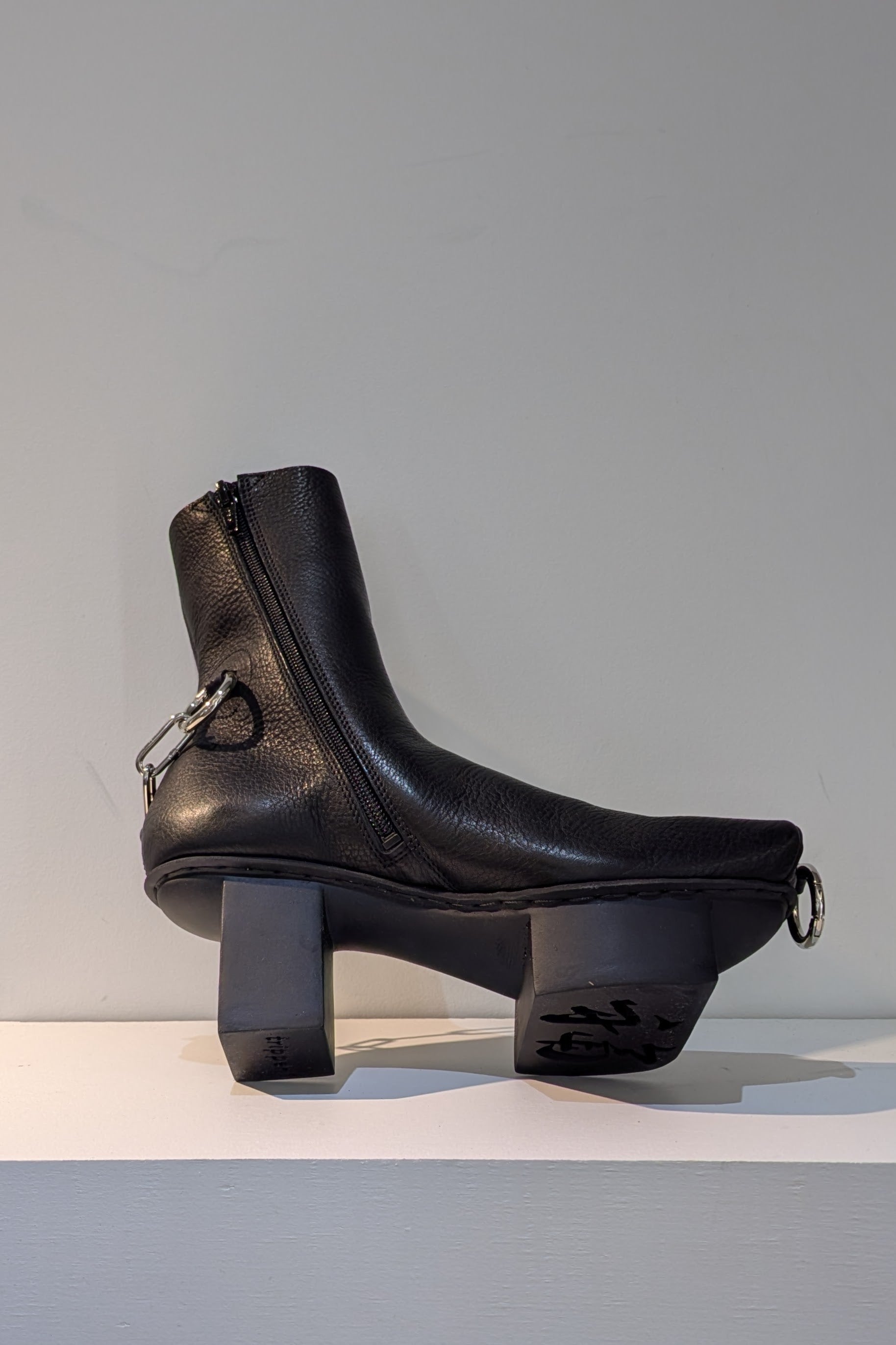 Fecal Matter x Trippen Collaboration Hard Core black leather platform booties with chains, Avant-Garde style