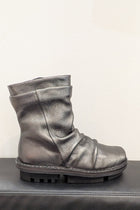 Trippen Juice flat booties metallic steel leather, square toe, side zipper total comfort, NYC LiLi The First