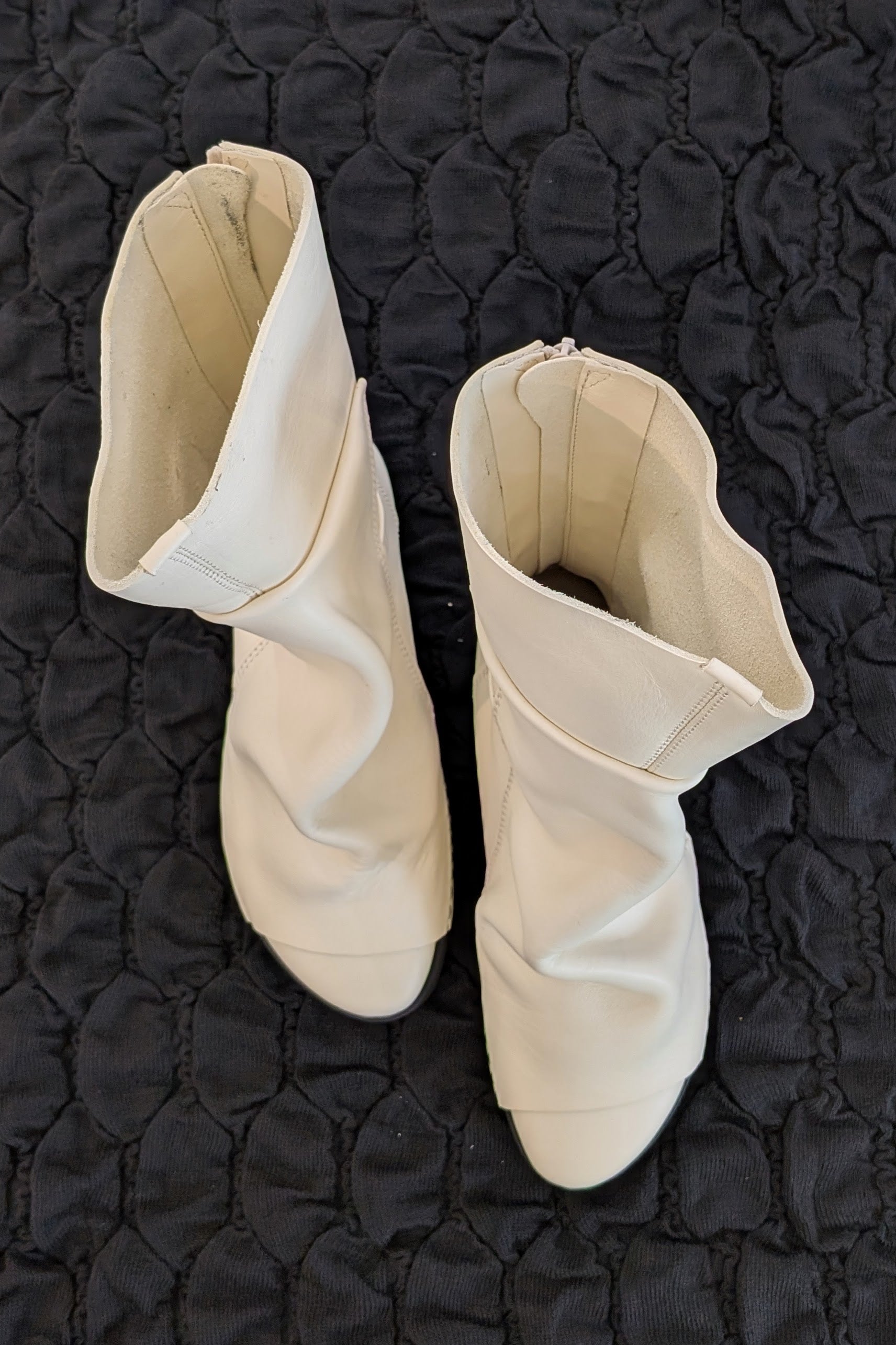 Trippen Ozone Flat mid-calf Boots White Leather back zipper comfort and style