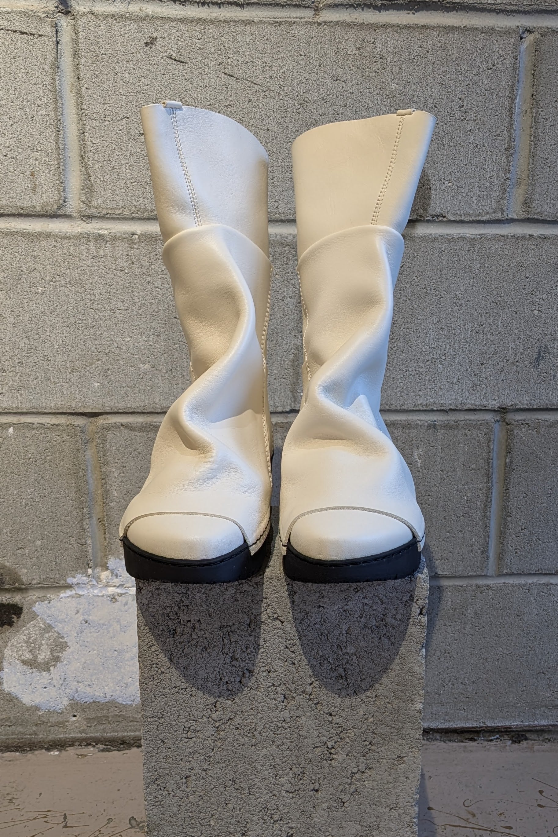 Trippen Ozone Flat mid-calf Boots White Leather back zipper comfort and style