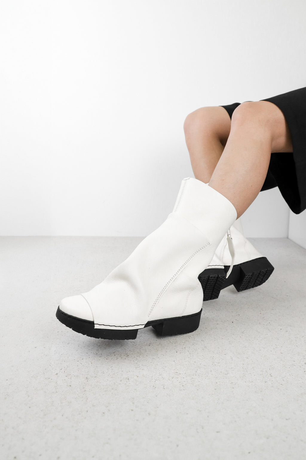 Trippen Ozone Flat mid-calf Boots White Leather back zipper comfort and style