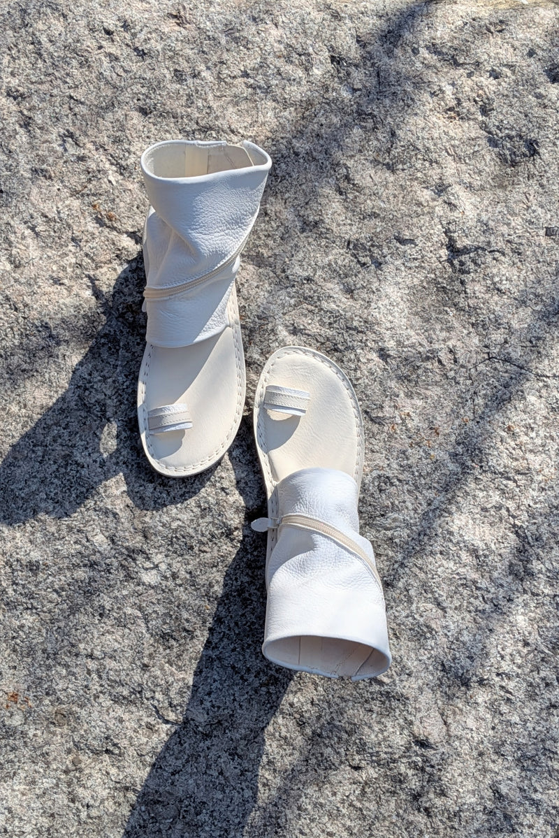 Trippen Sandals - Elevate - Thong - Flat- Off White
