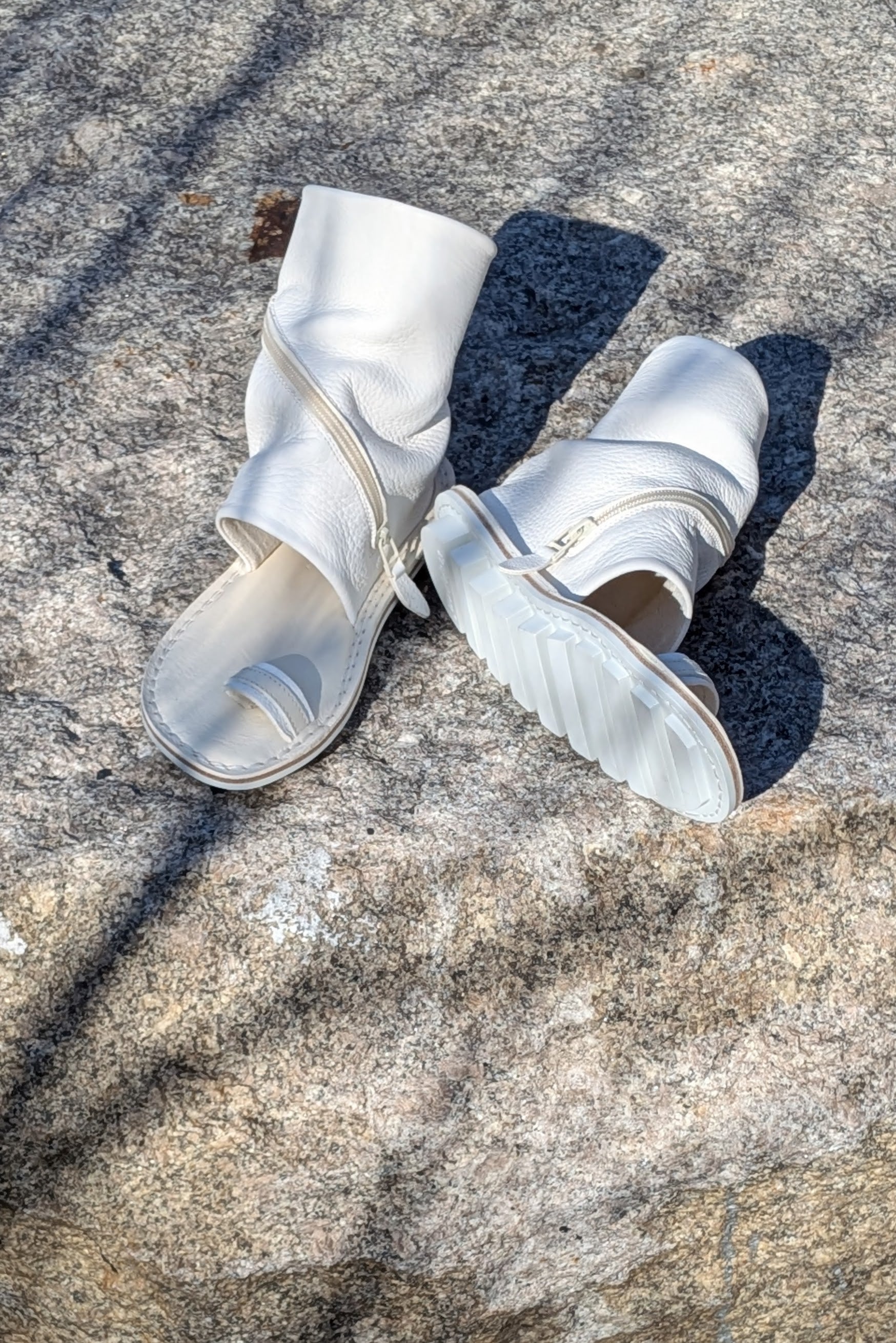 Trippen Sandals - Elevate - Thong - Flat- Off White