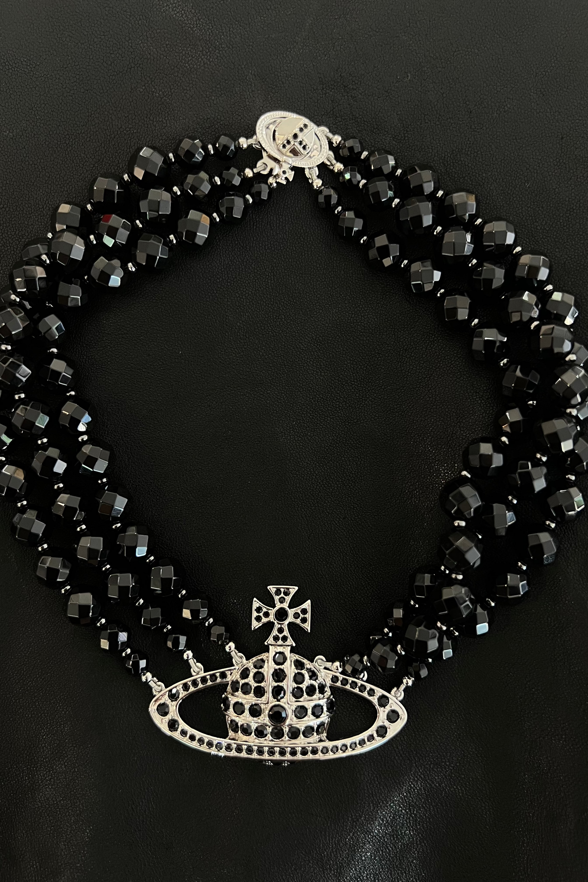 VIVIENNE WESTWOOD MESSALINE 3 ROW CHOKER BLACK AGATE LARGE ORB